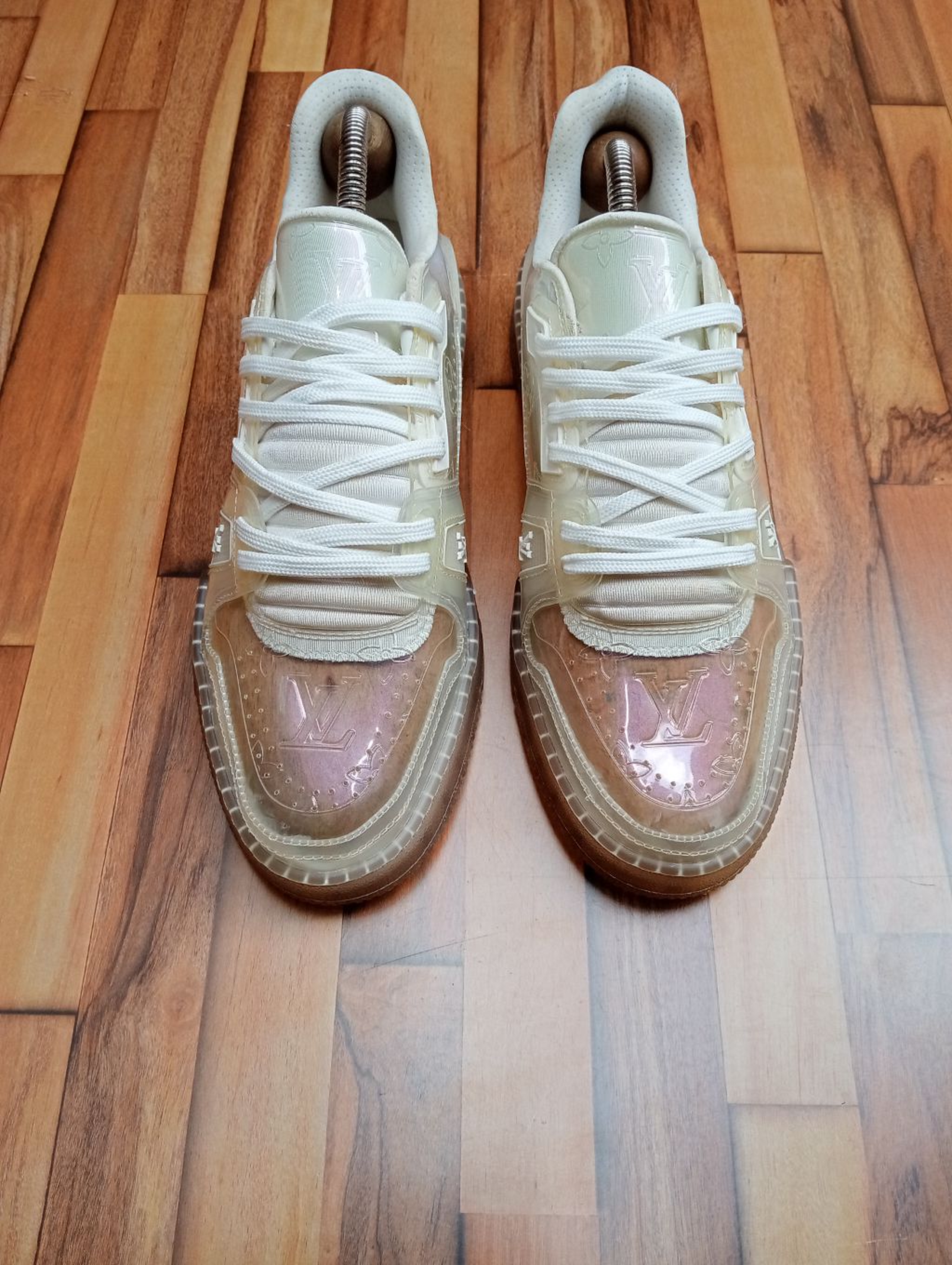 LOUIS VUITTON TRAINERS
