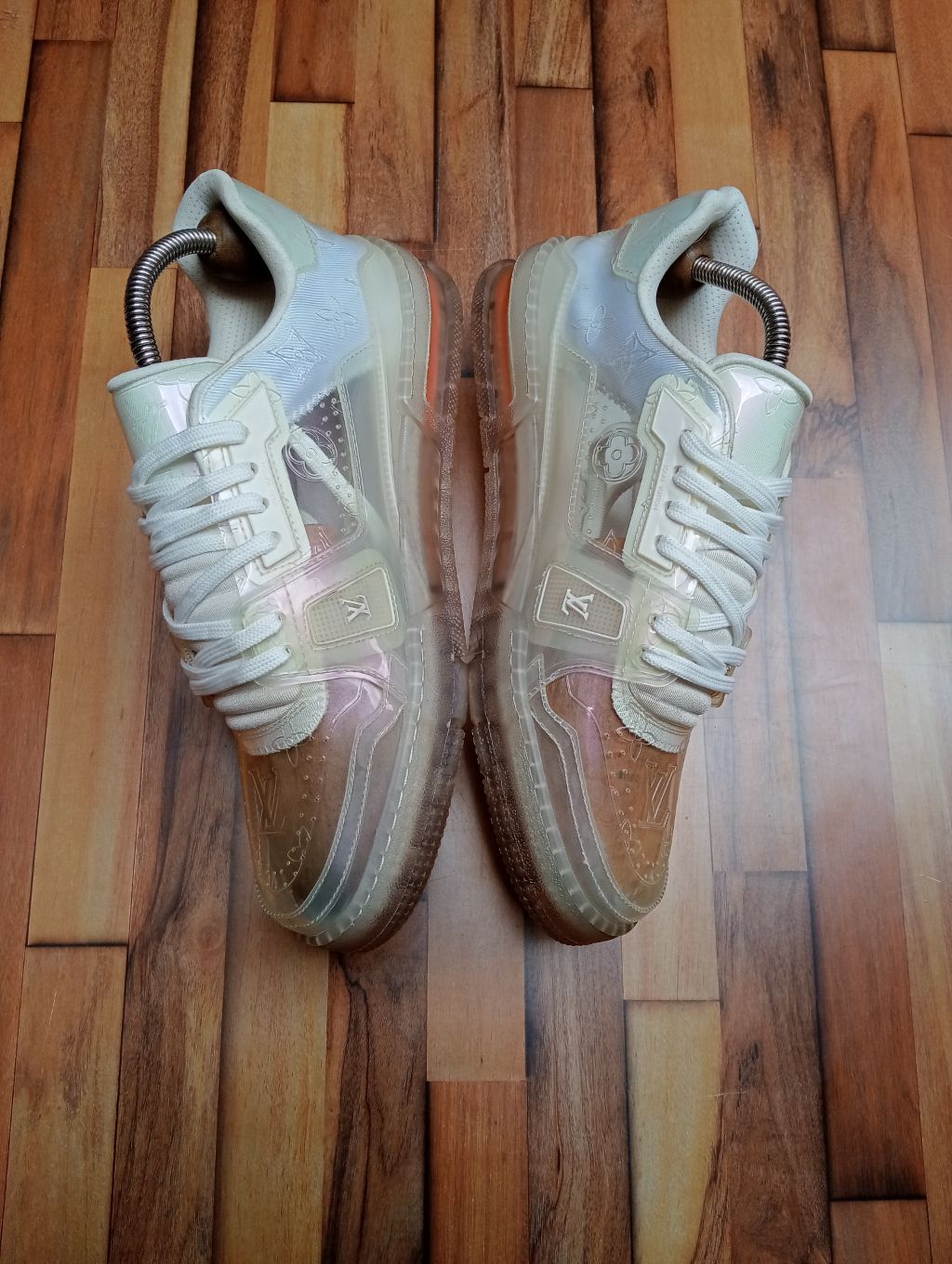 LOUIS VUITTON TRAINERS