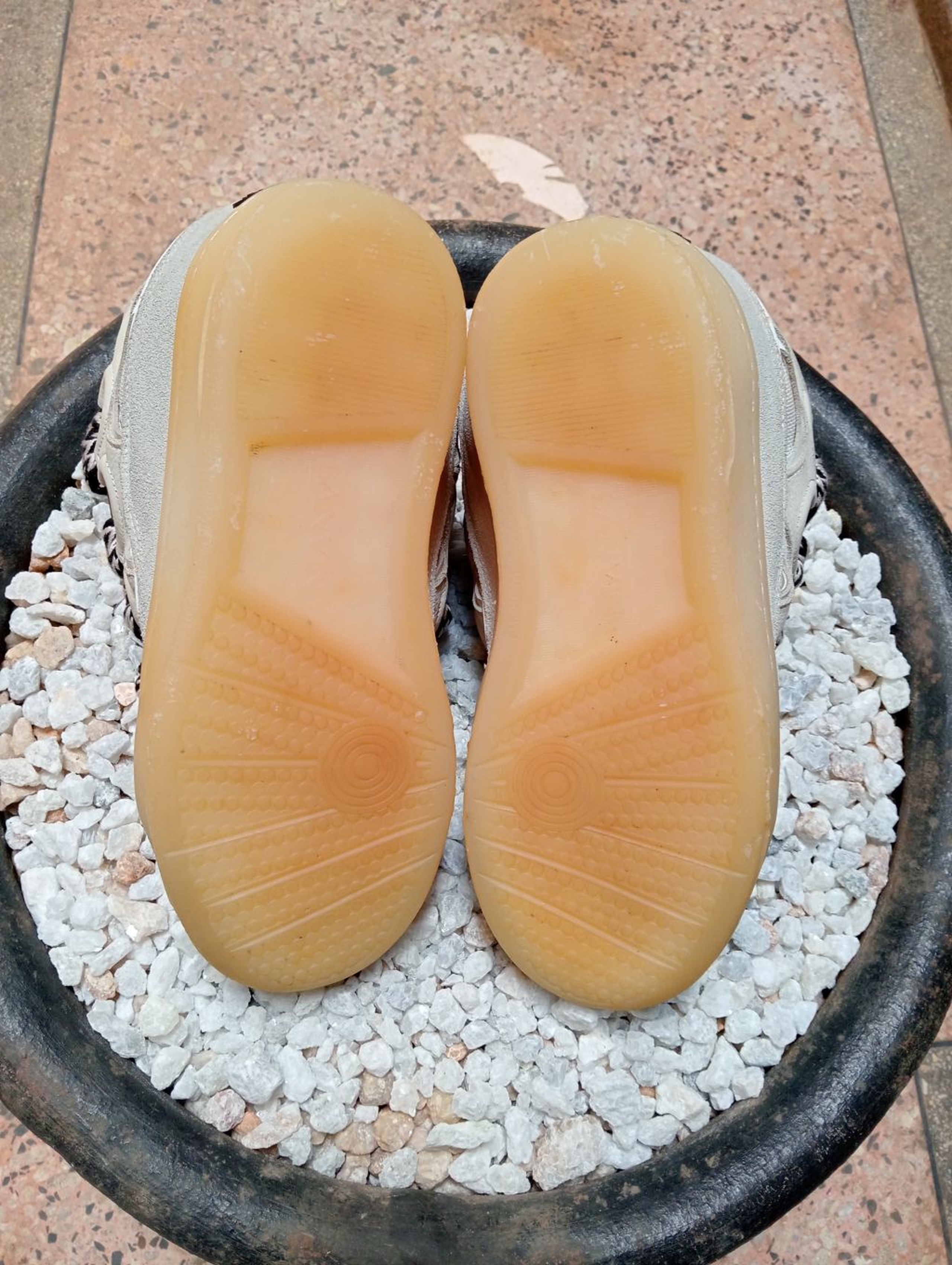 LANVIN CURBS