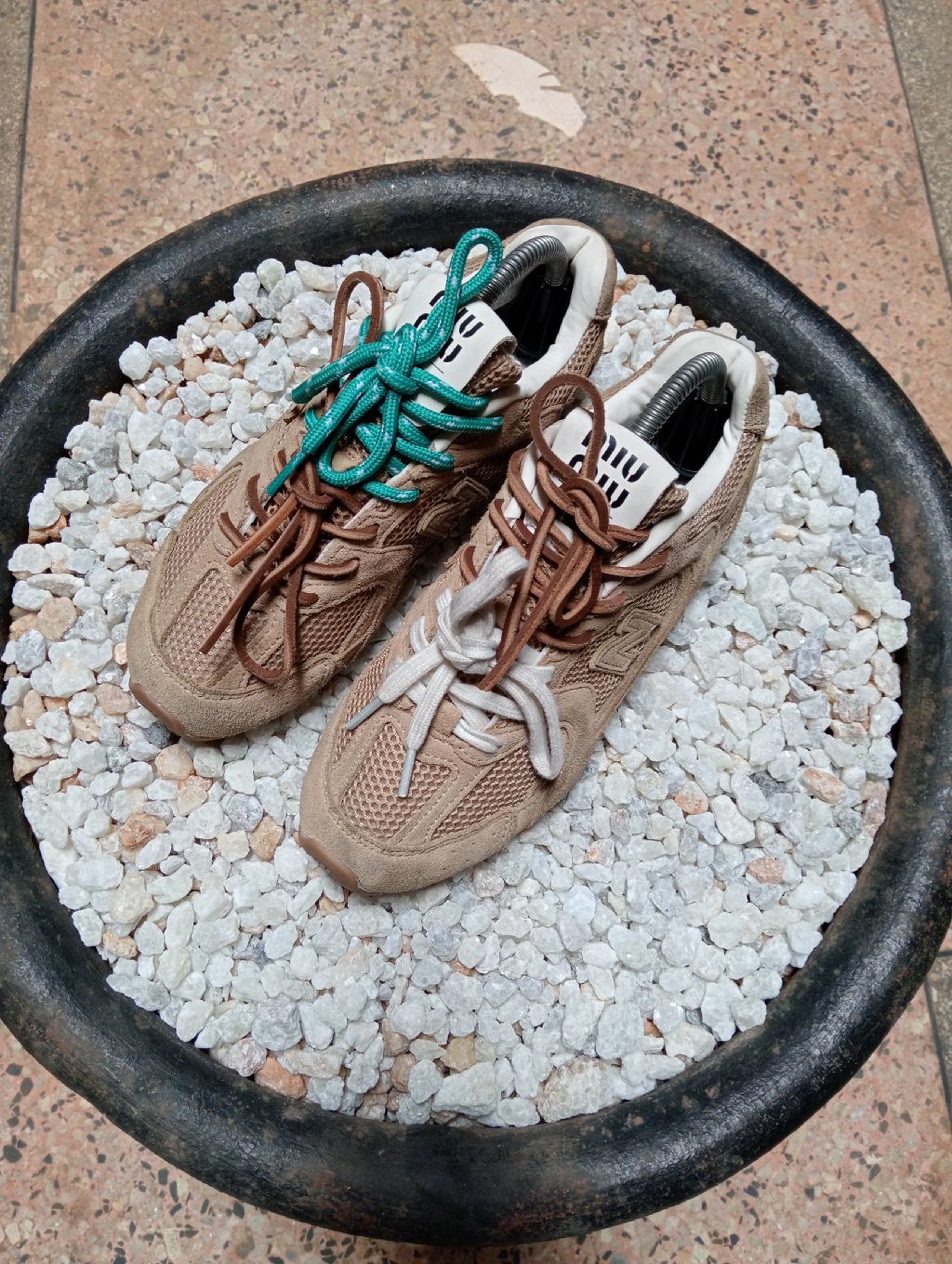 NEWBALANCE 530 X MIUMIU 🤎