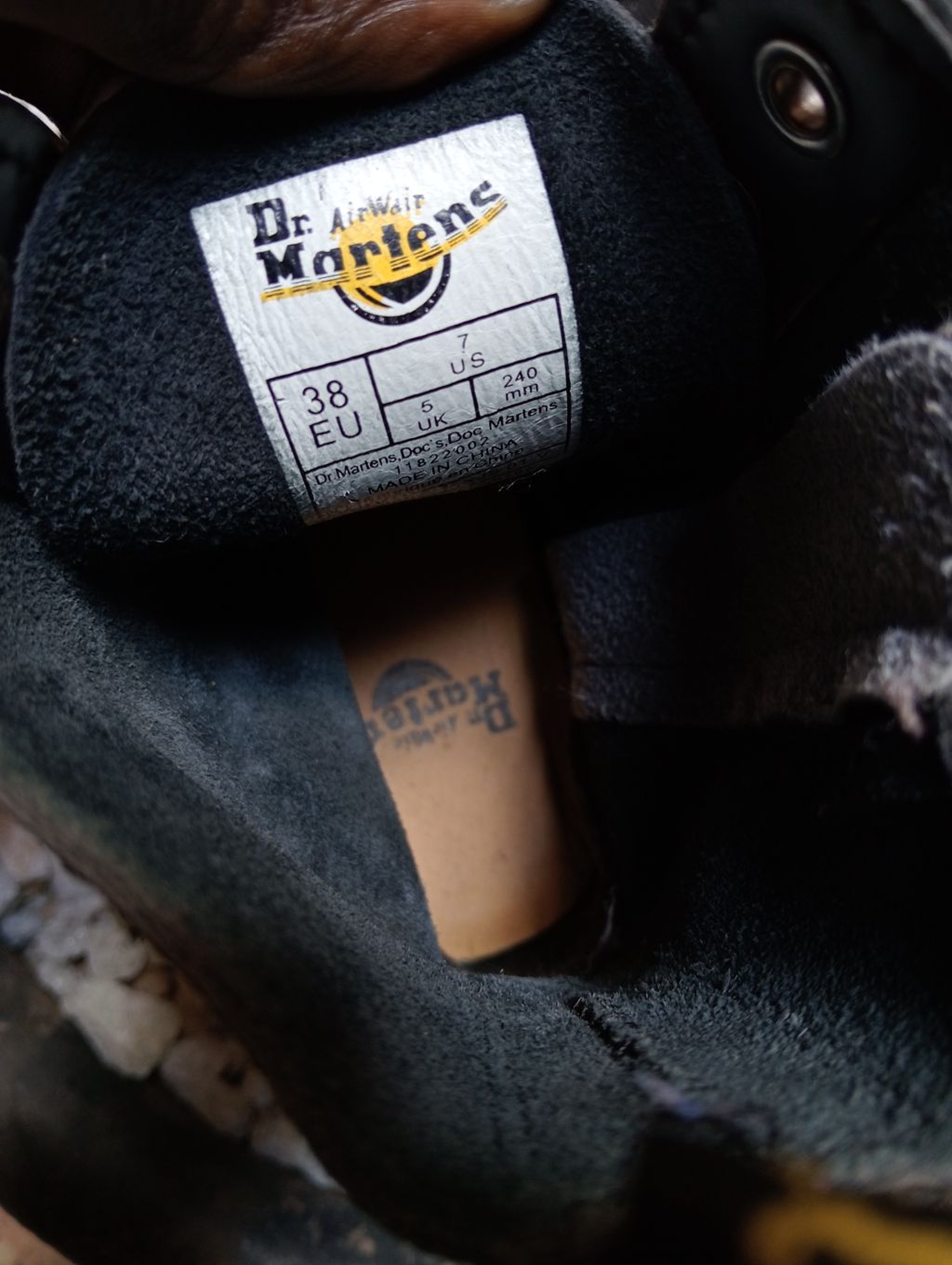 DR MARTENS 🖤