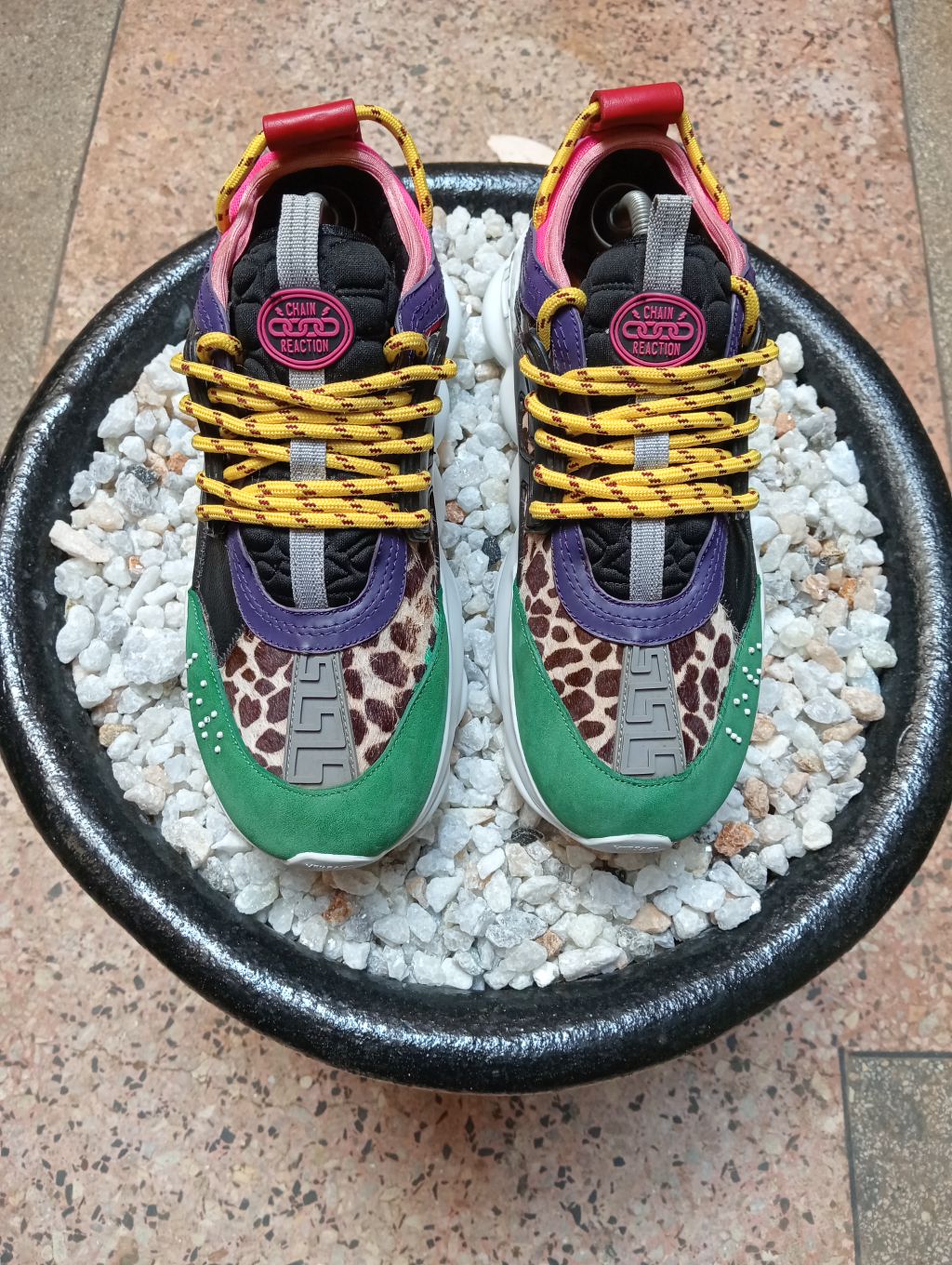 VERSACE CHAIN REACTION 