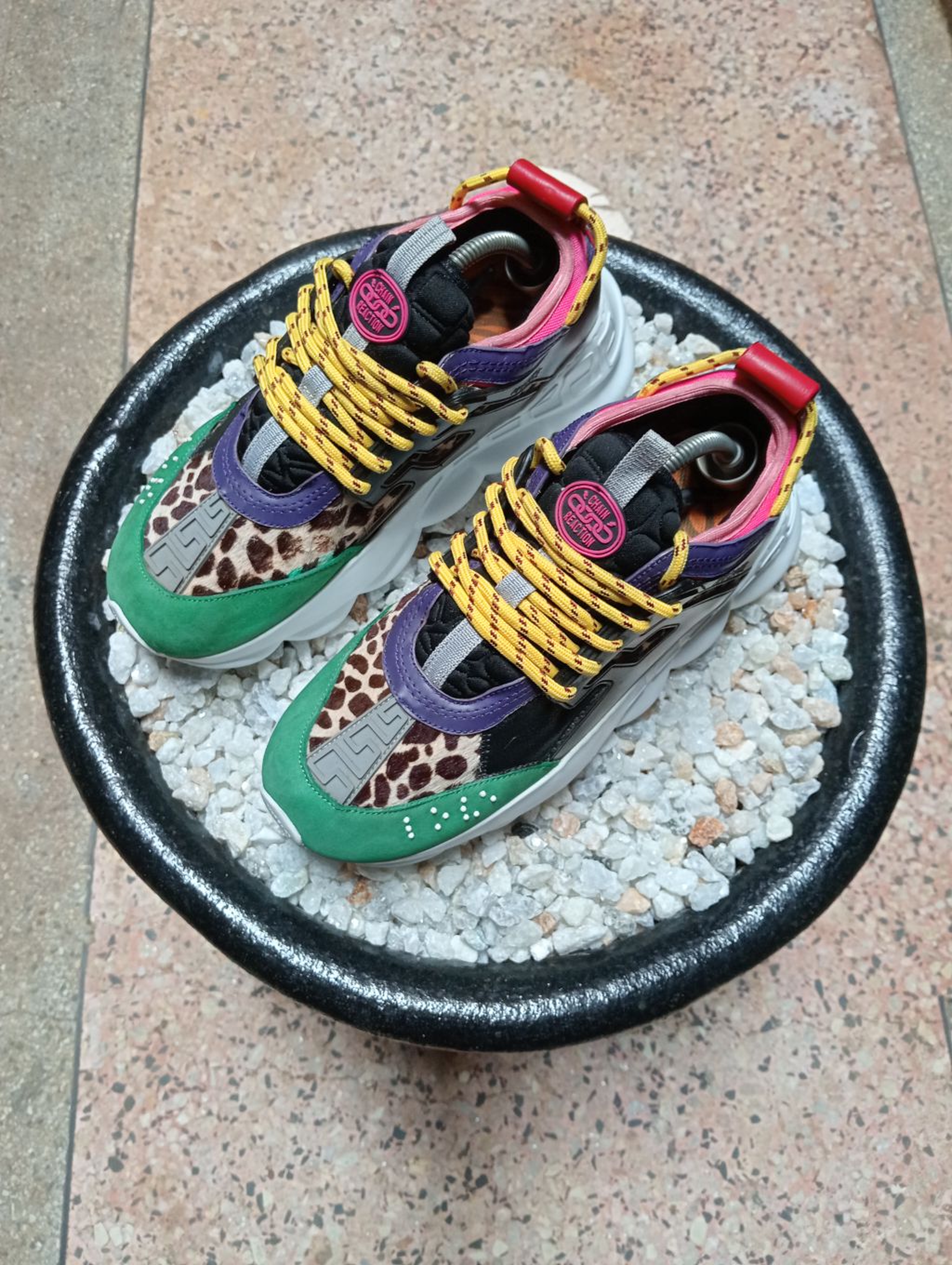 VERSACE CHAIN REACTION 