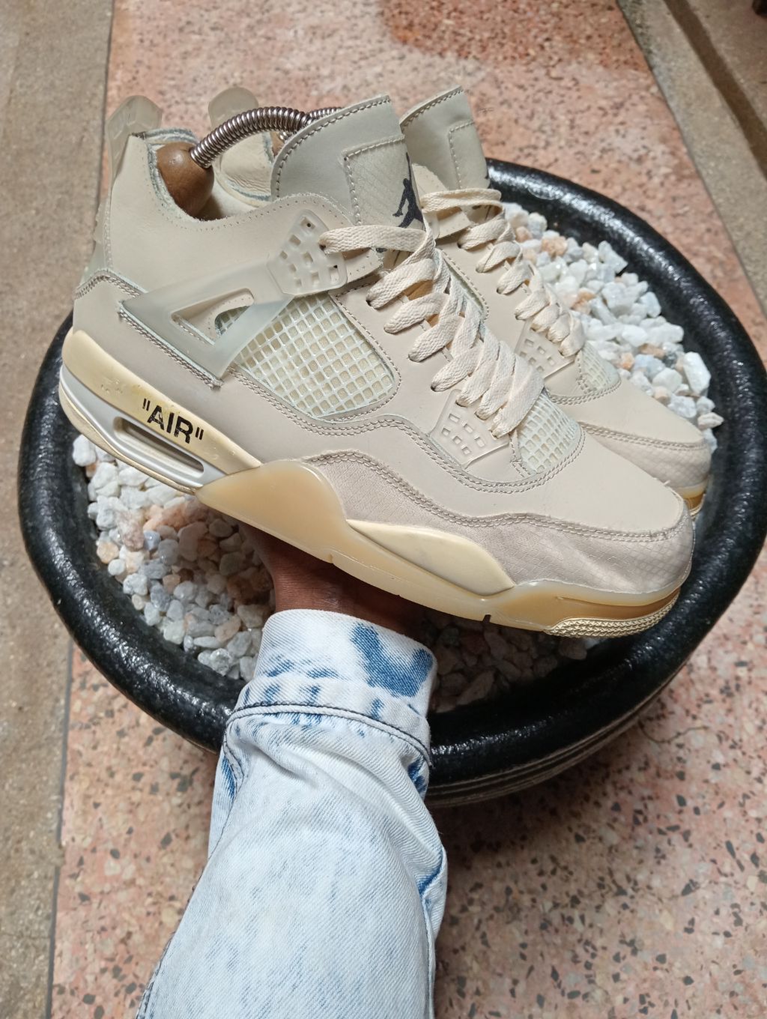 JORDAN 4 X OFF WHITE SAIL
