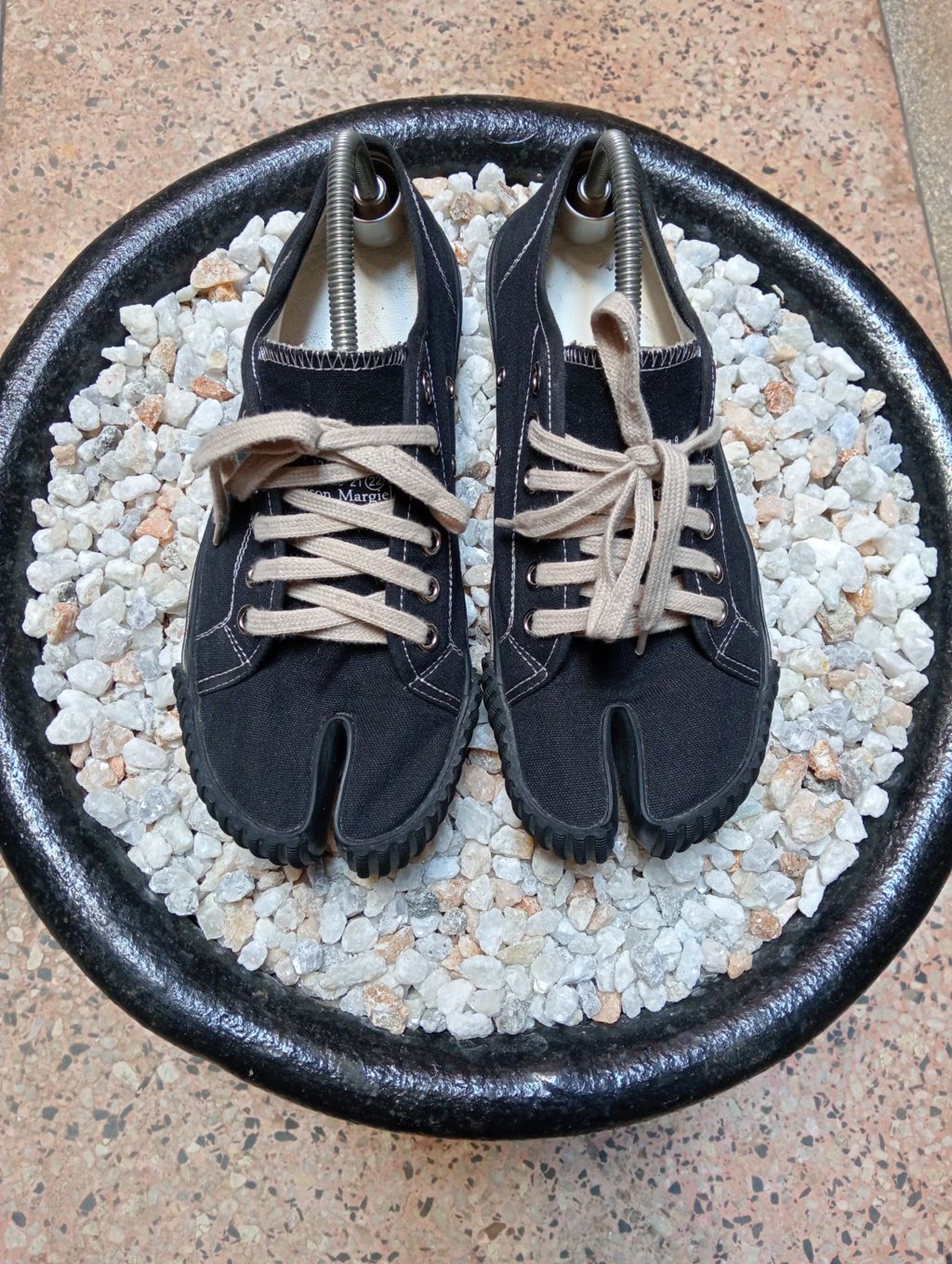 MAISON MARGIELA TABI SNEAKERS 🖤