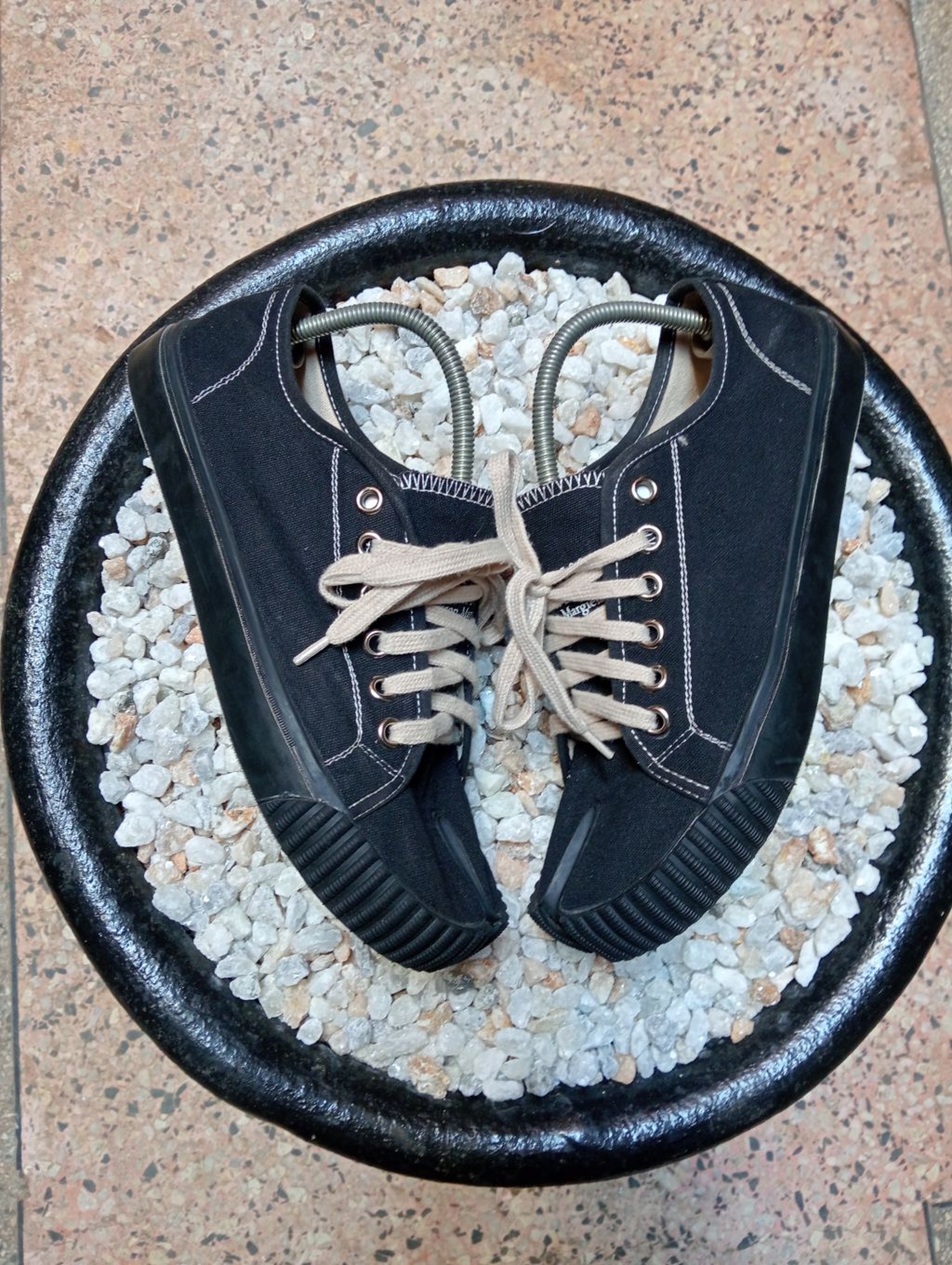MAISON MARGIELA TABI SNEAKERS 🖤