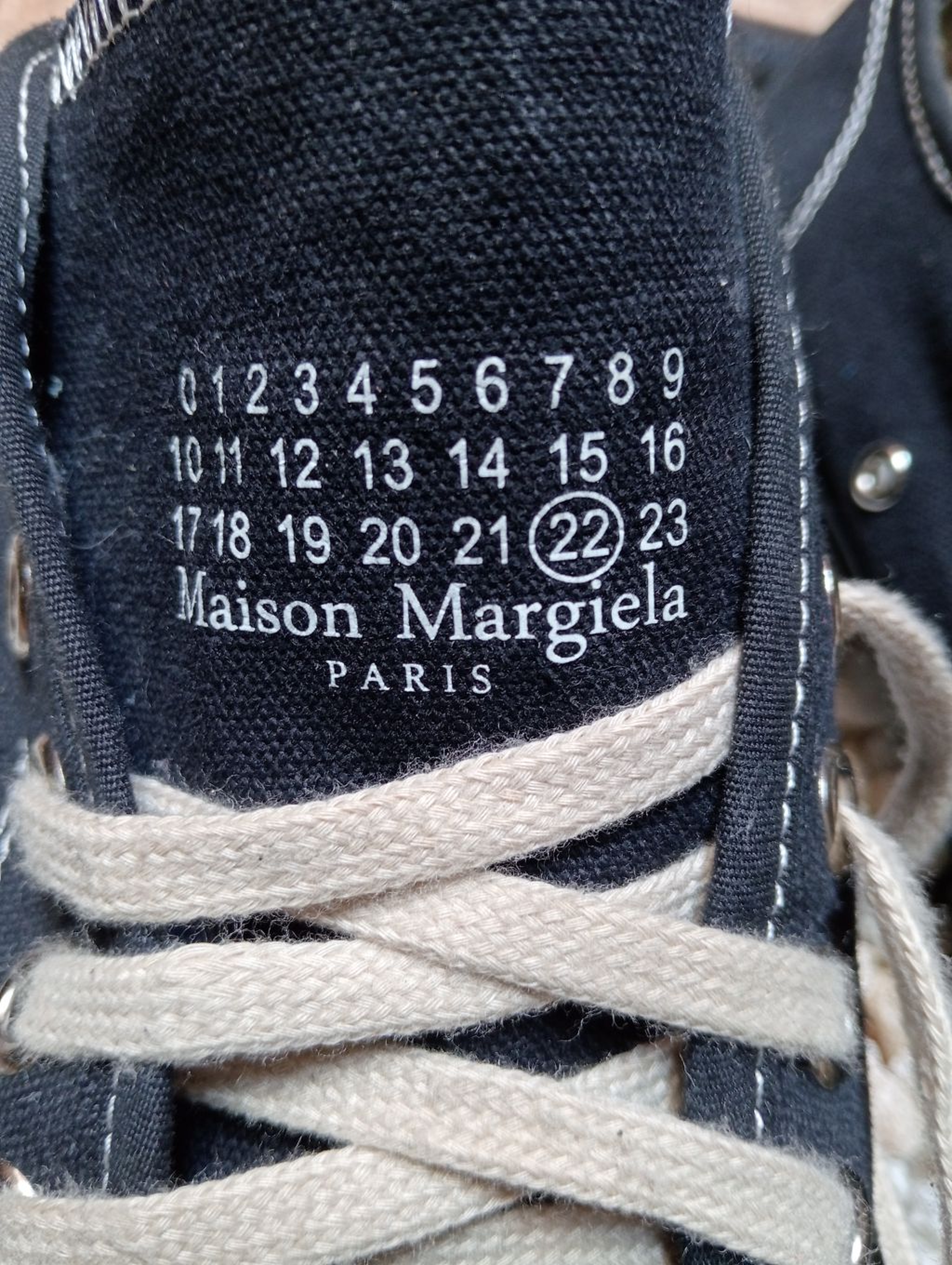MAISON MARGIELA TABI SNEAKERS 🖤