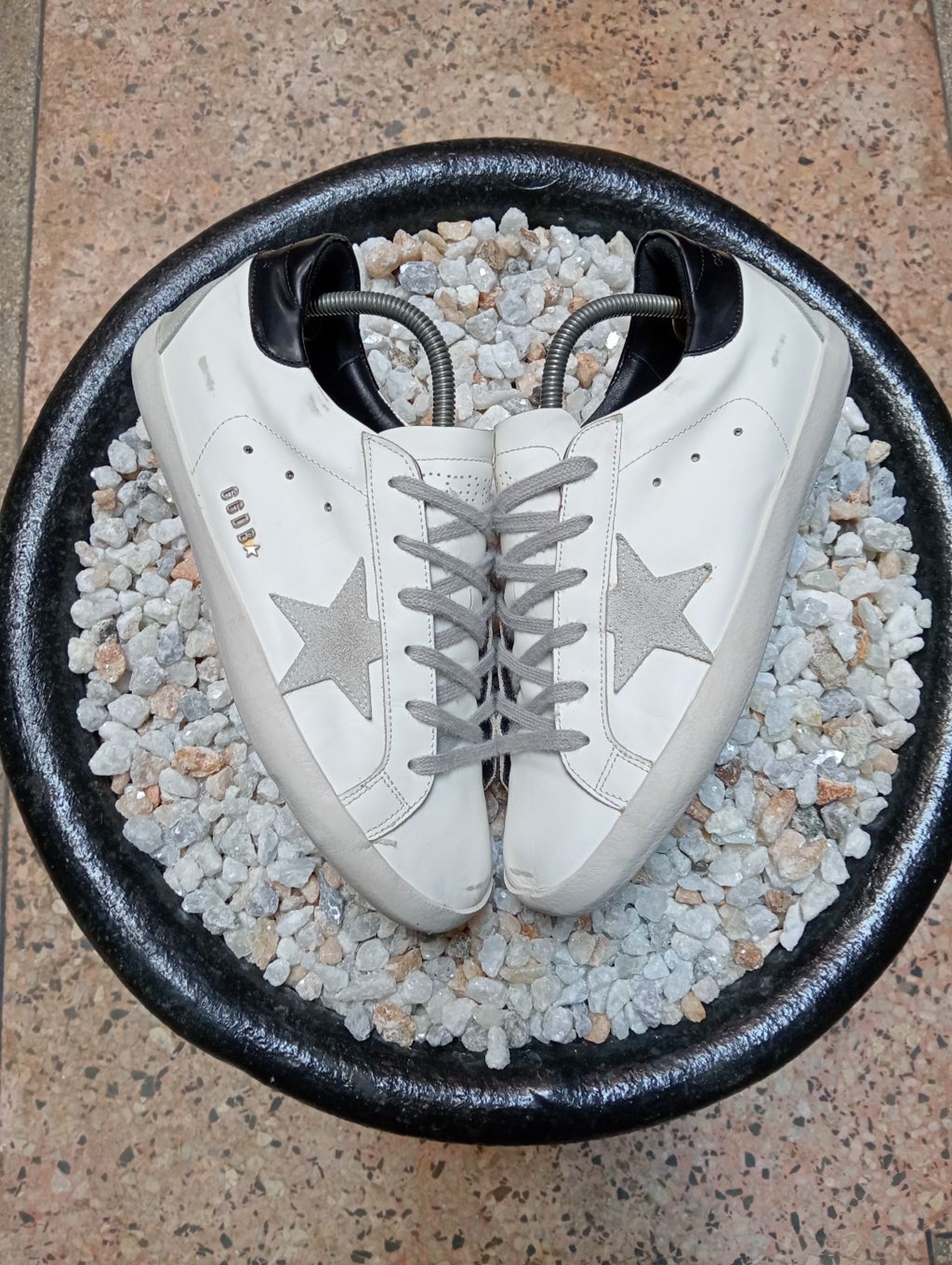 GOLDEN GOOSE 