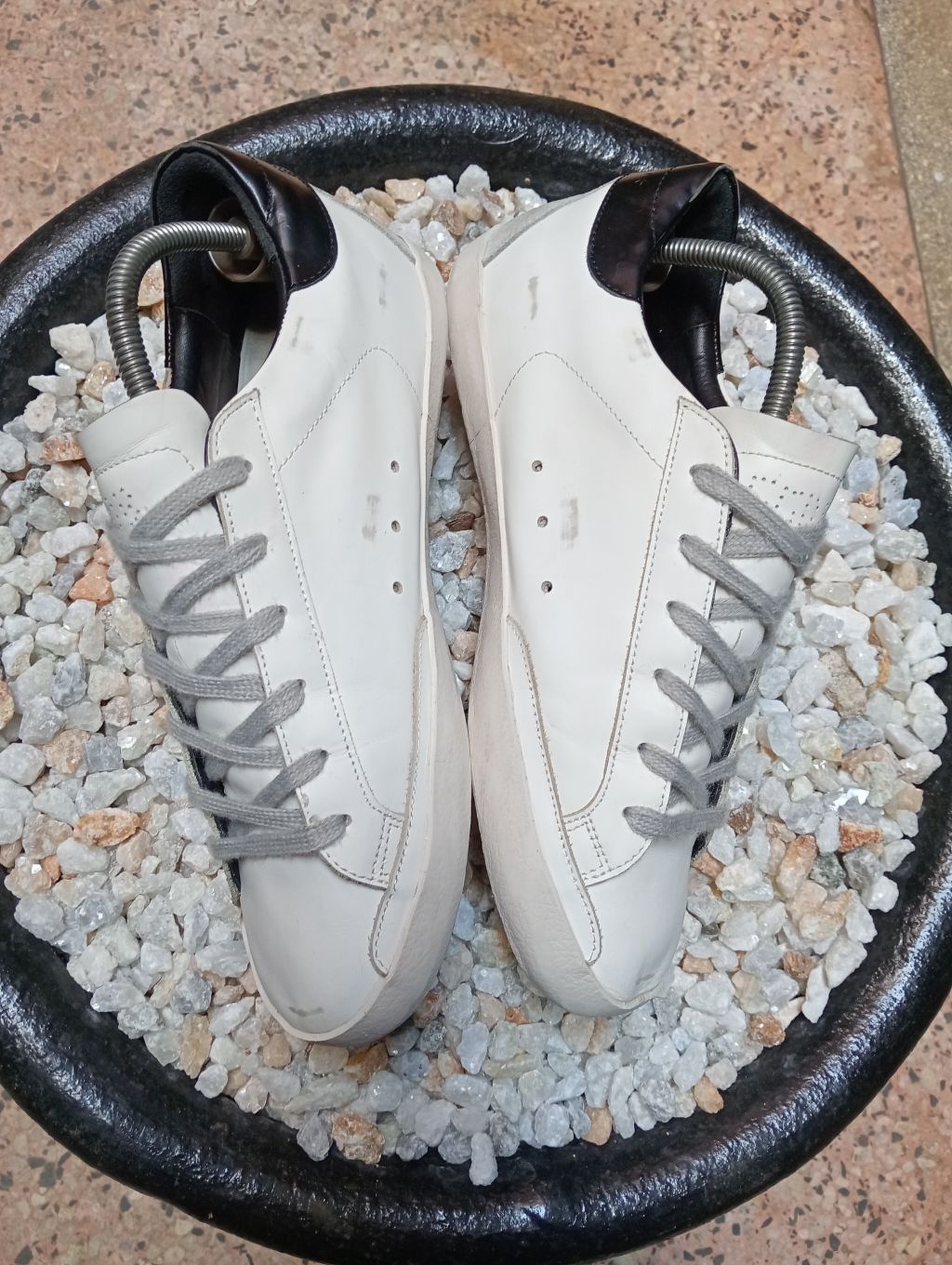 GOLDEN GOOSE 