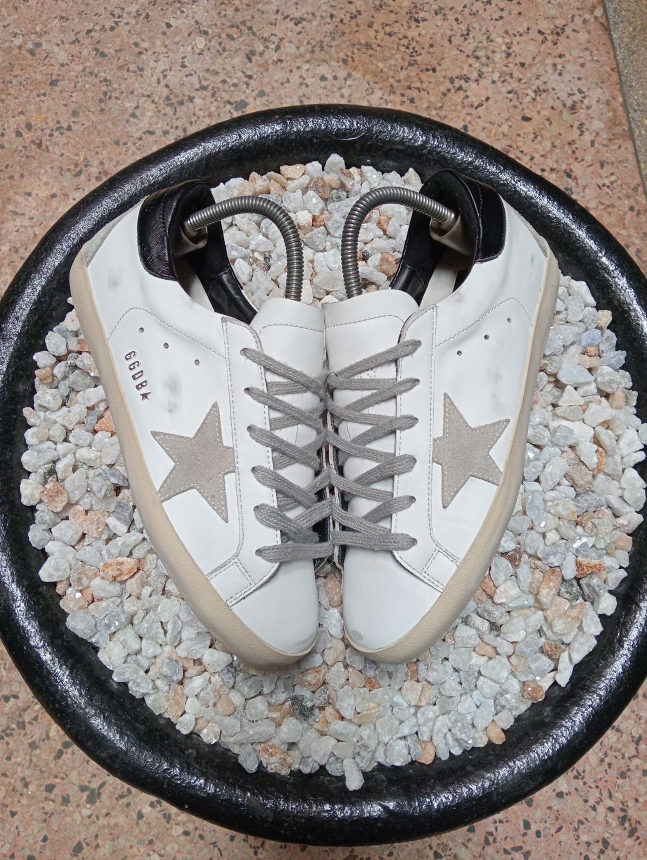 GOLDEN GOOSE 