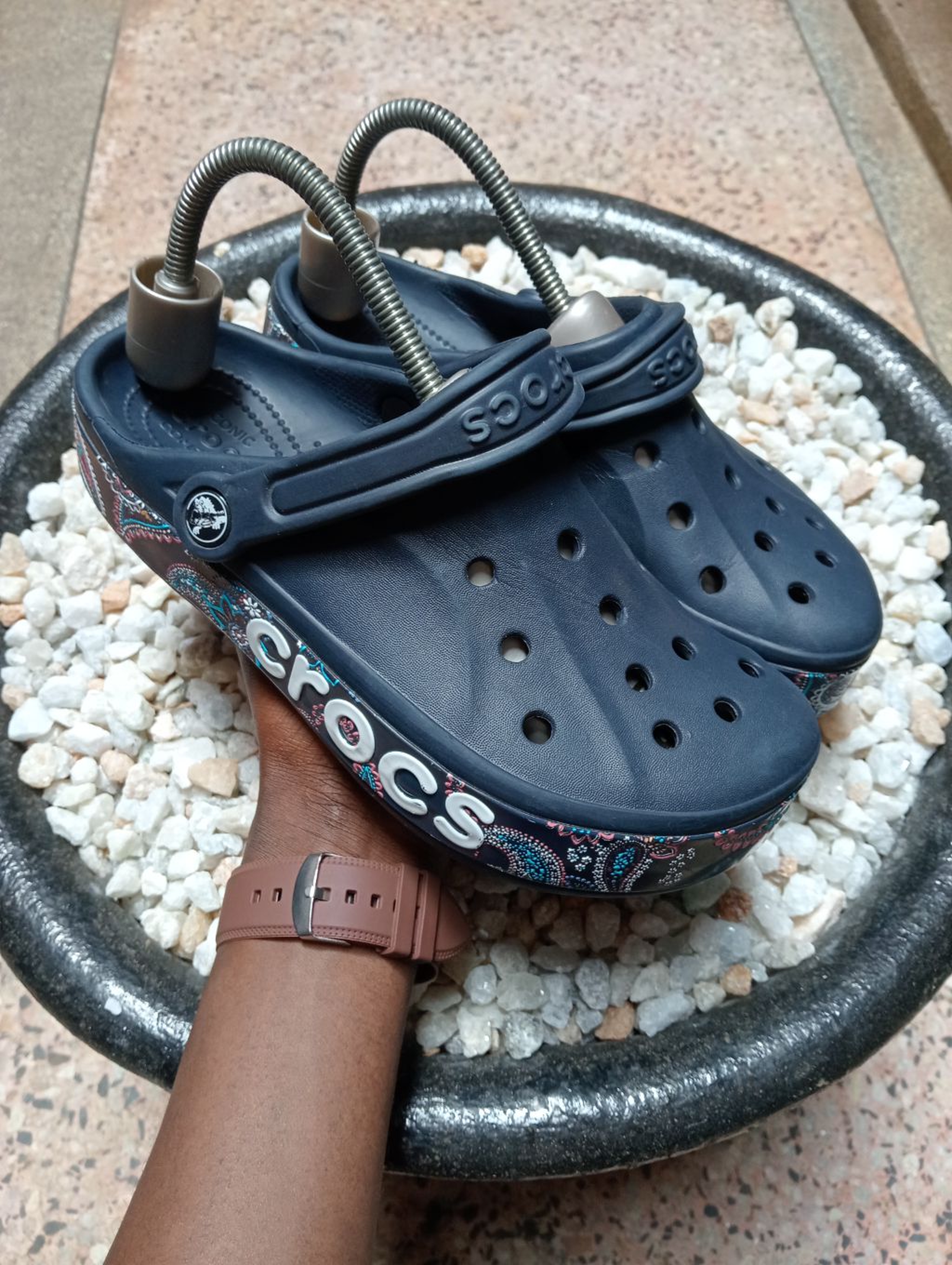 CROCS 