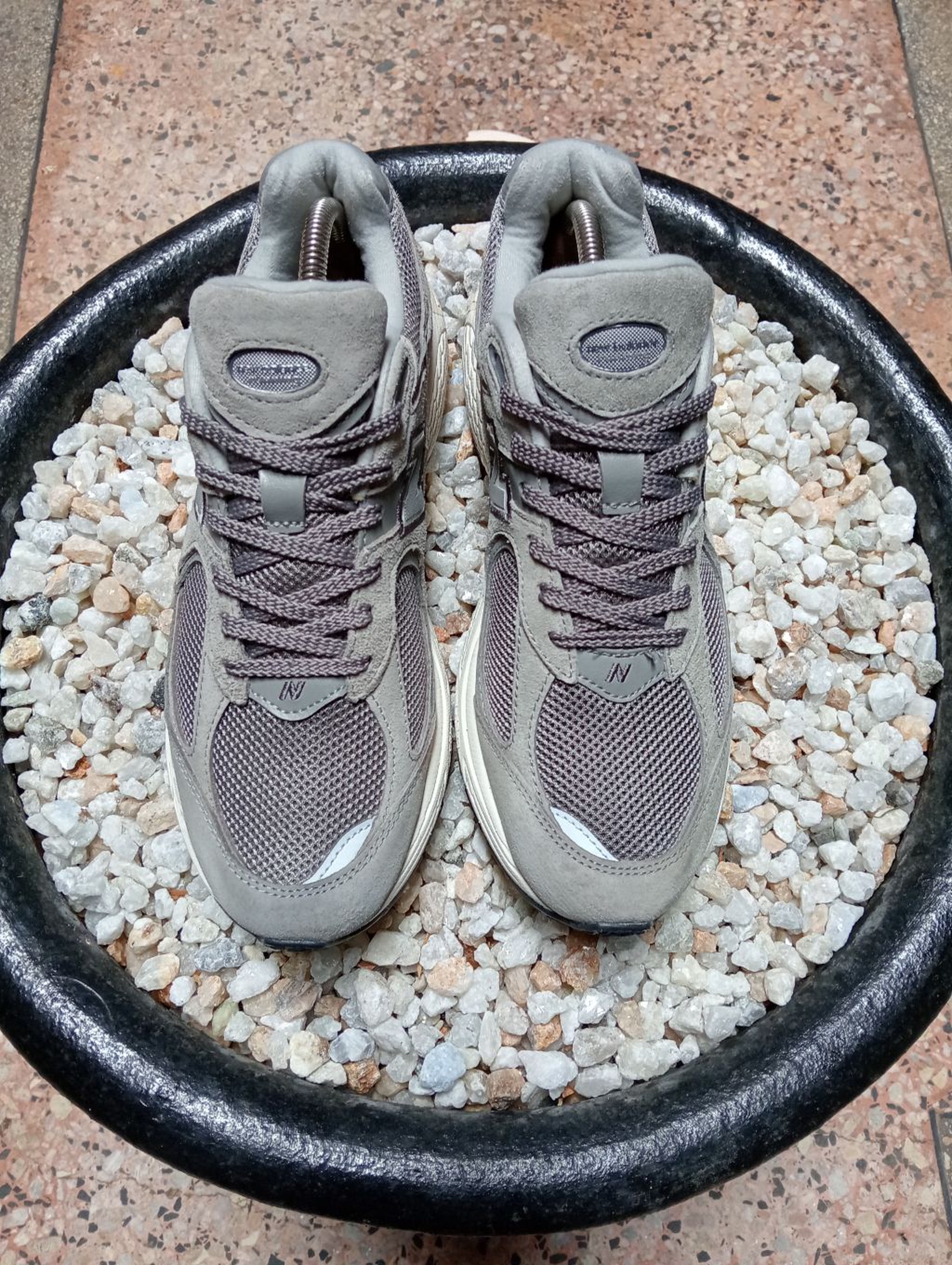 NEWBALANCE 2002R 