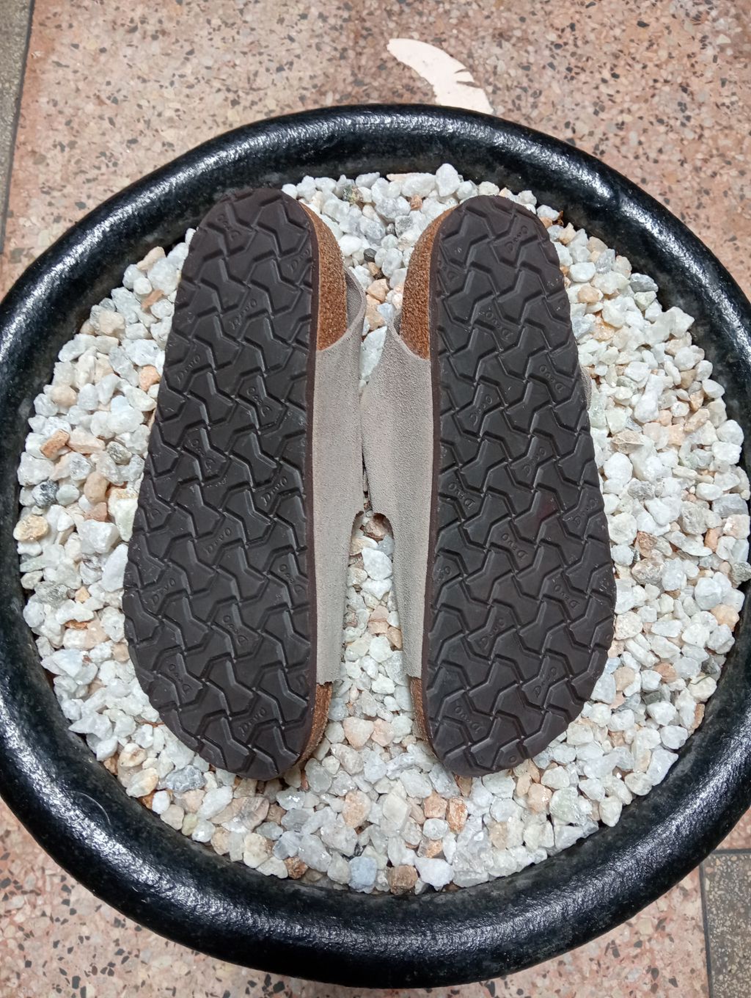 DEVO LIFE SANDALS 🤎