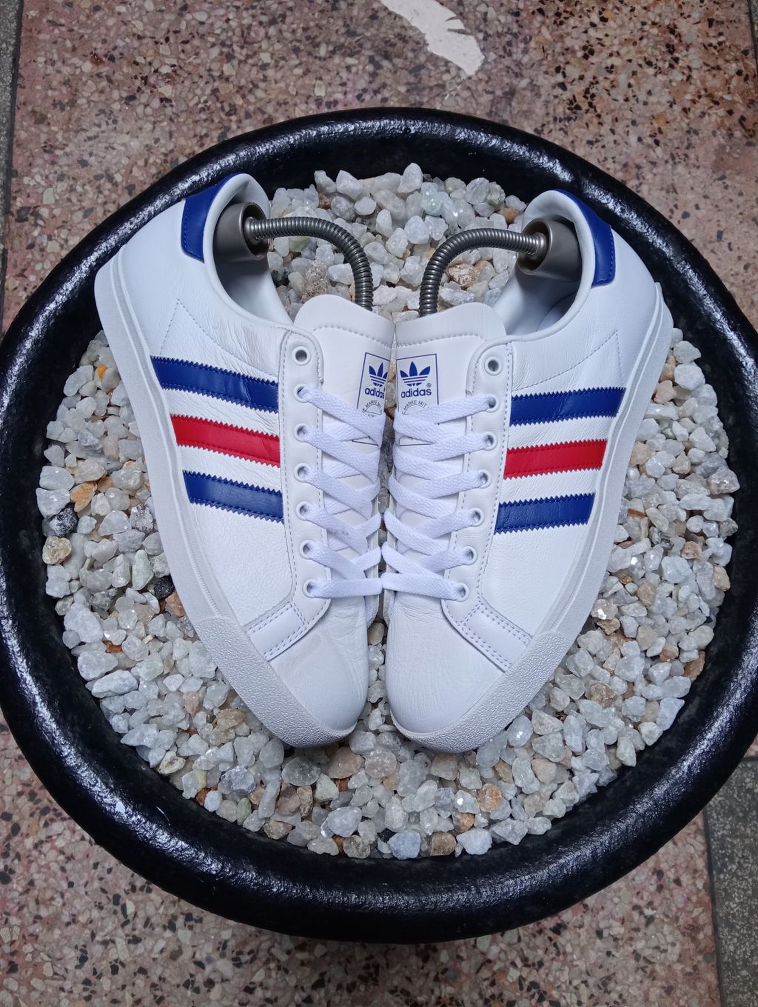 ADIDAS COAST STAR SNEAKERS 