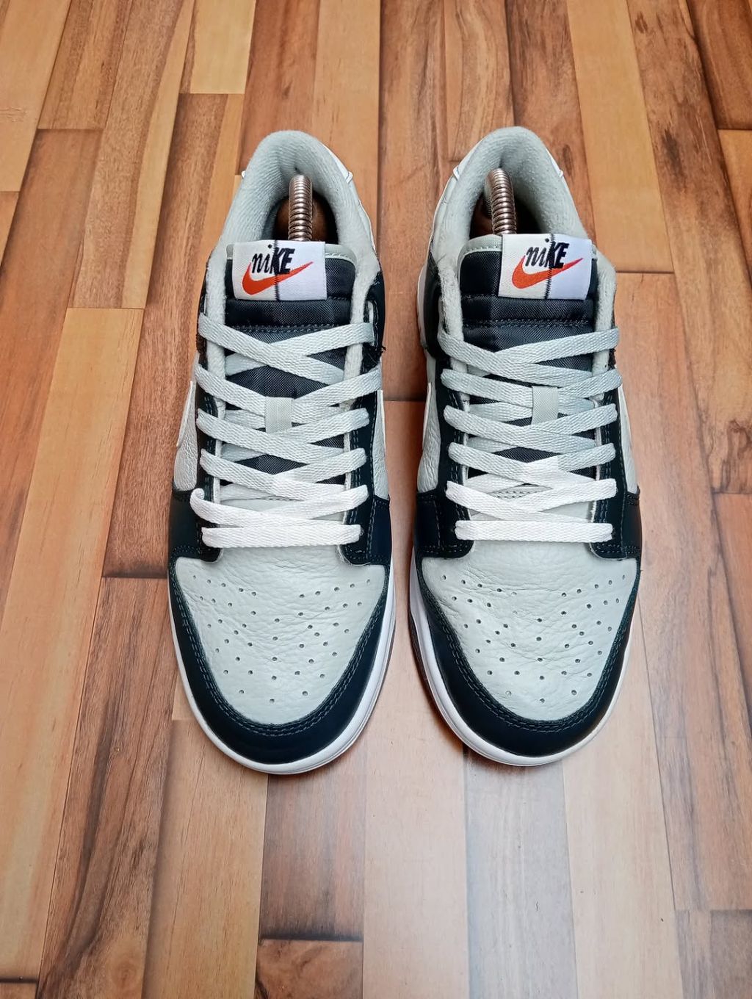 NIKE DUNKS