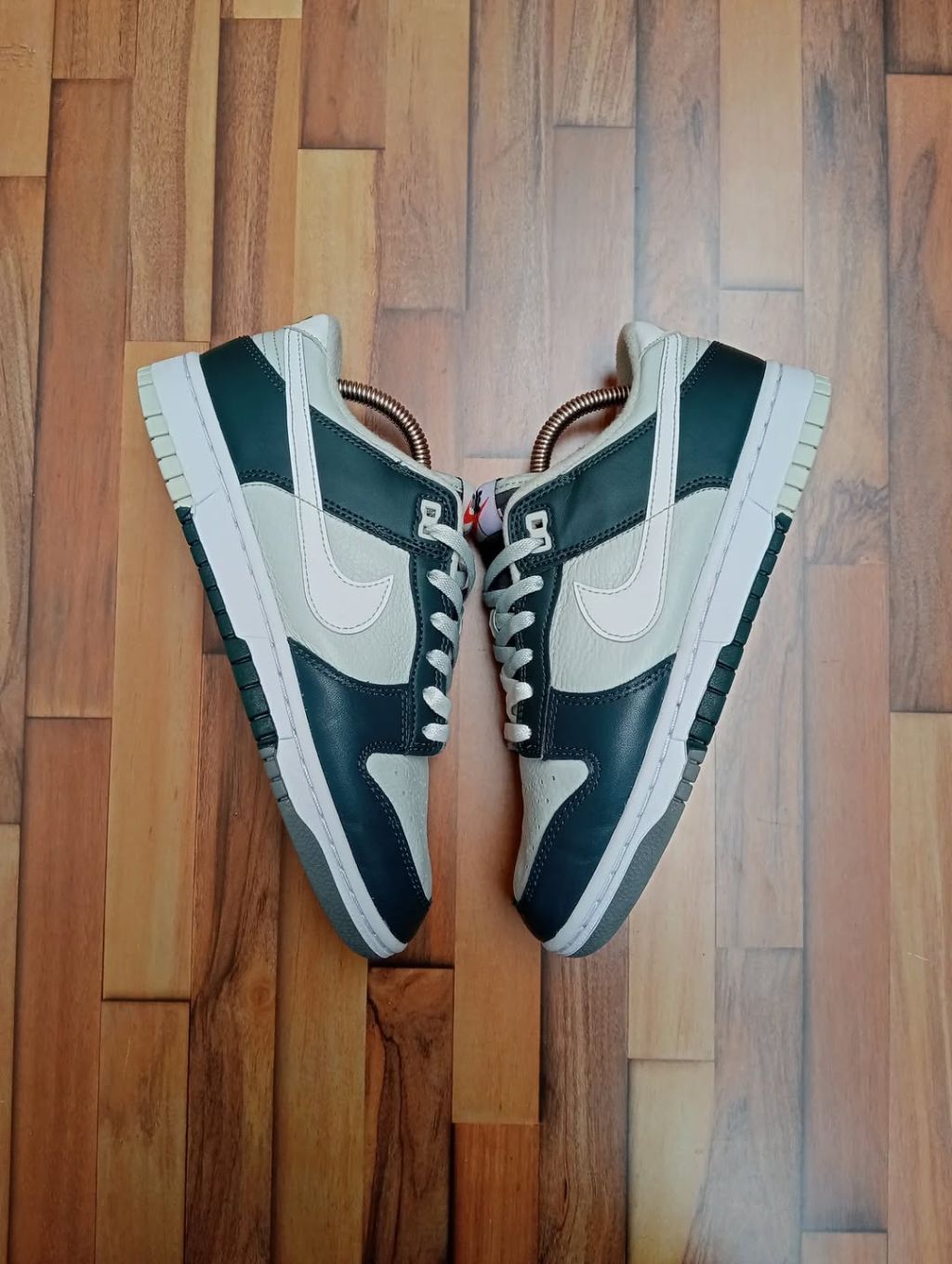 NIKE DUNKS