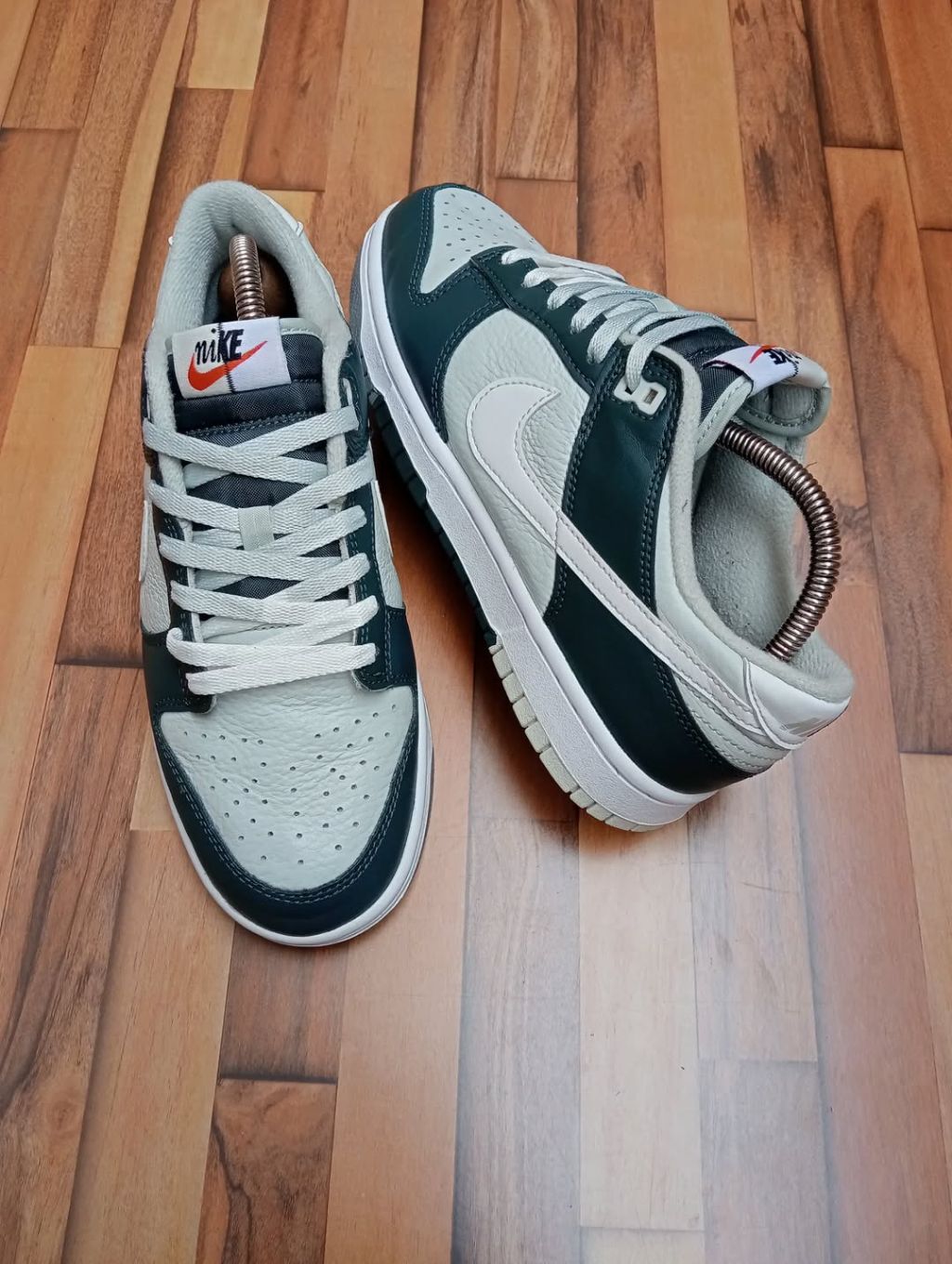 NIKE DUNKS