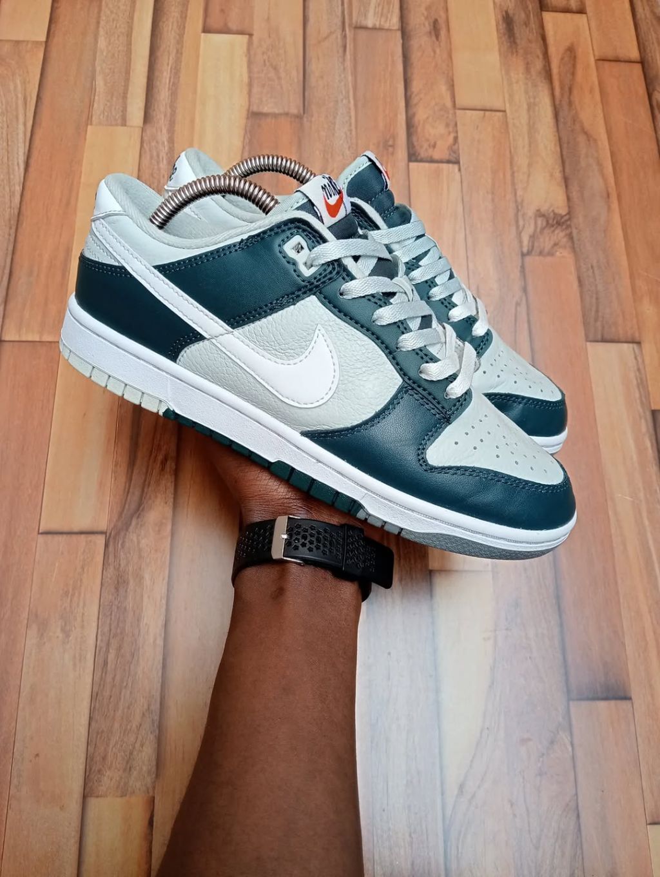 NIKE DUNKS