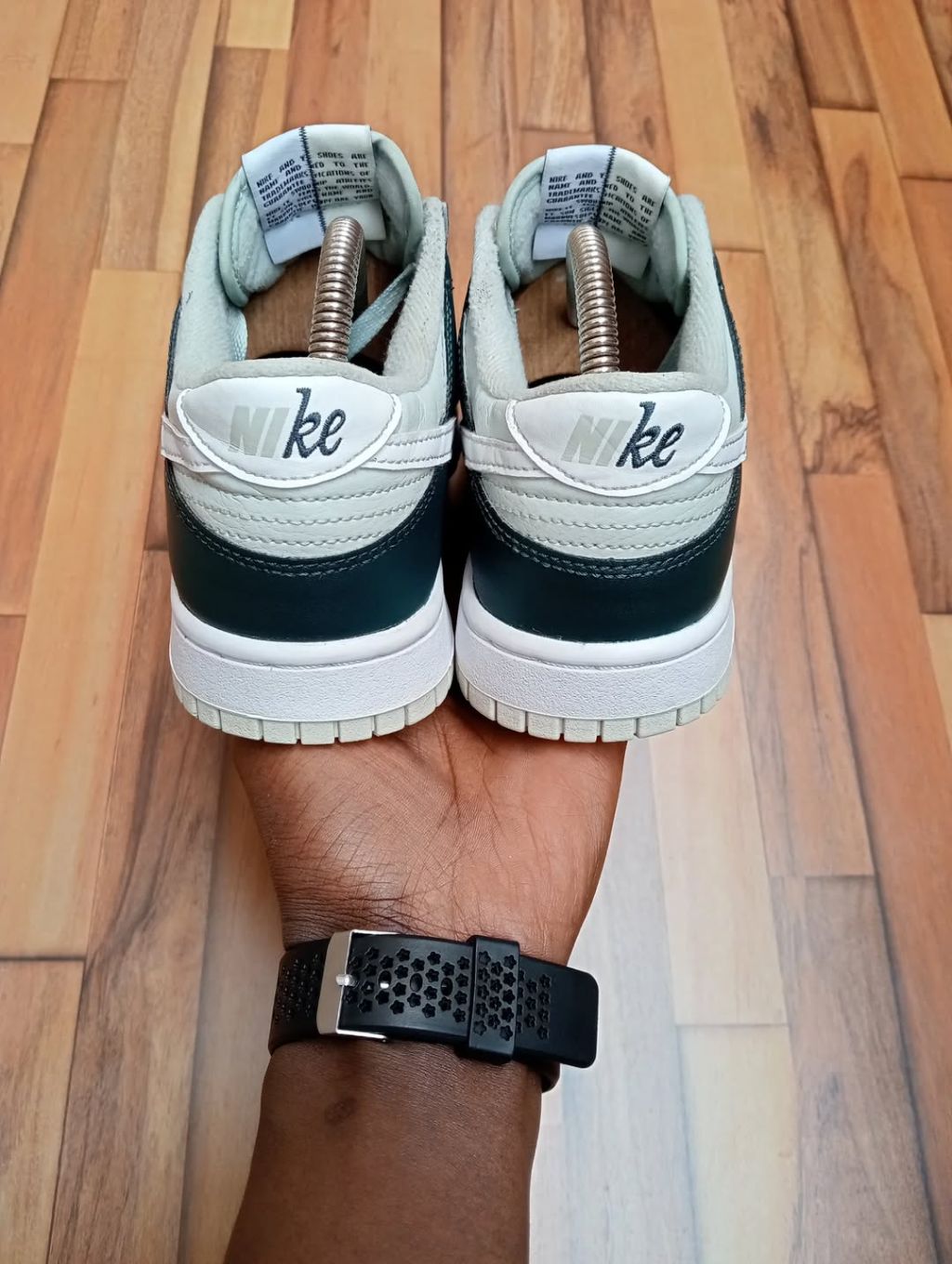 NIKE DUNKS