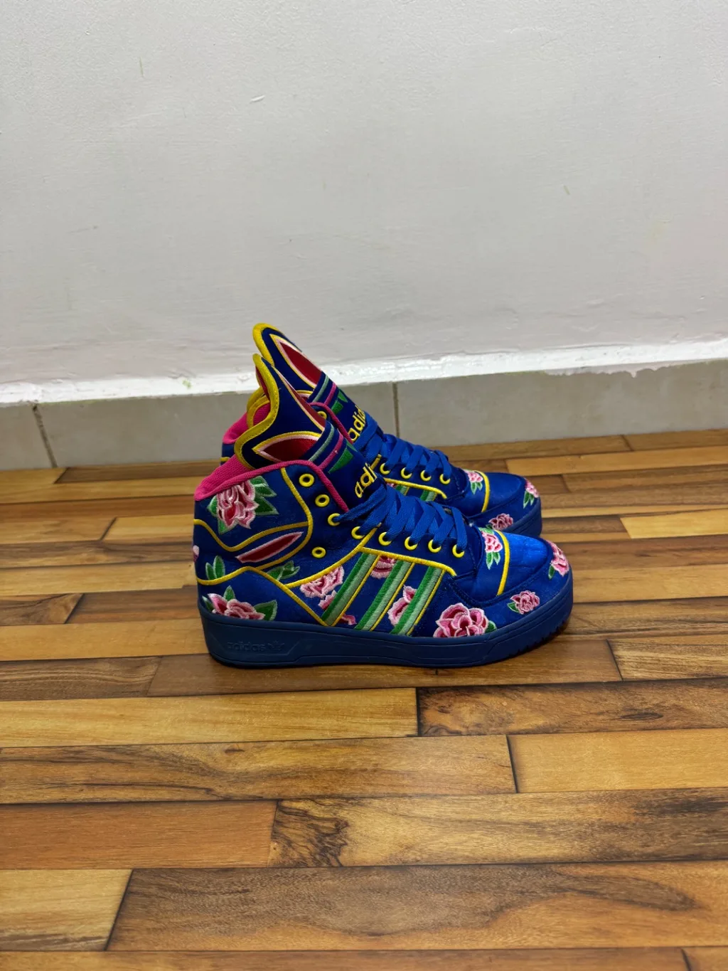 ADIDAS JEREMY SCOTT 💙