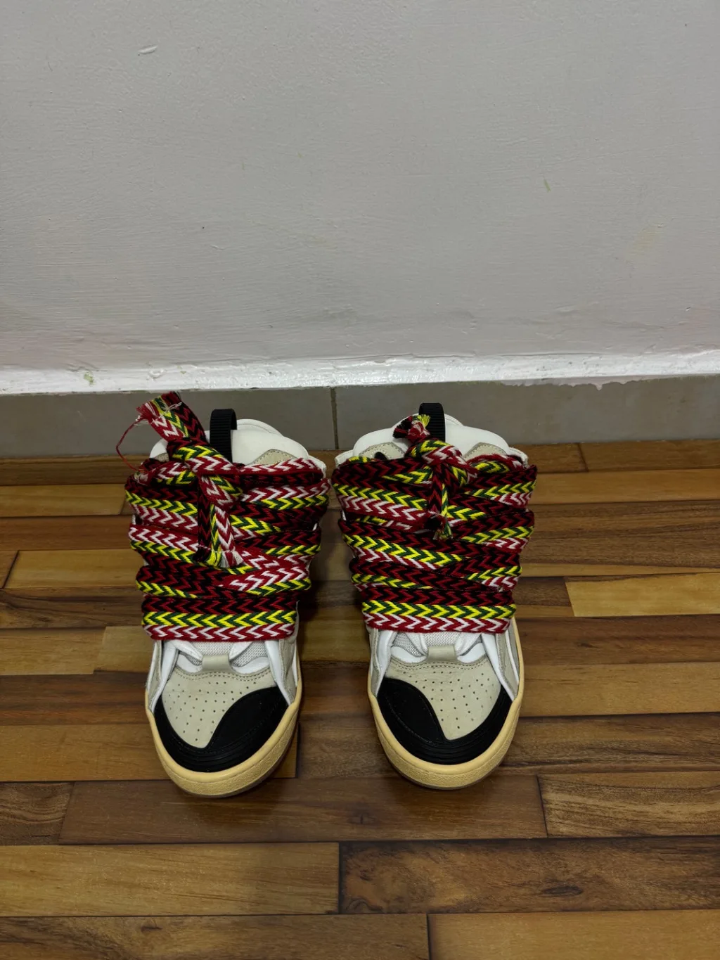 LANVIN CURBS