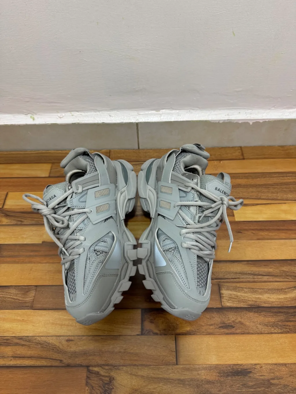 BALENCIAGA TRACK 🩶
