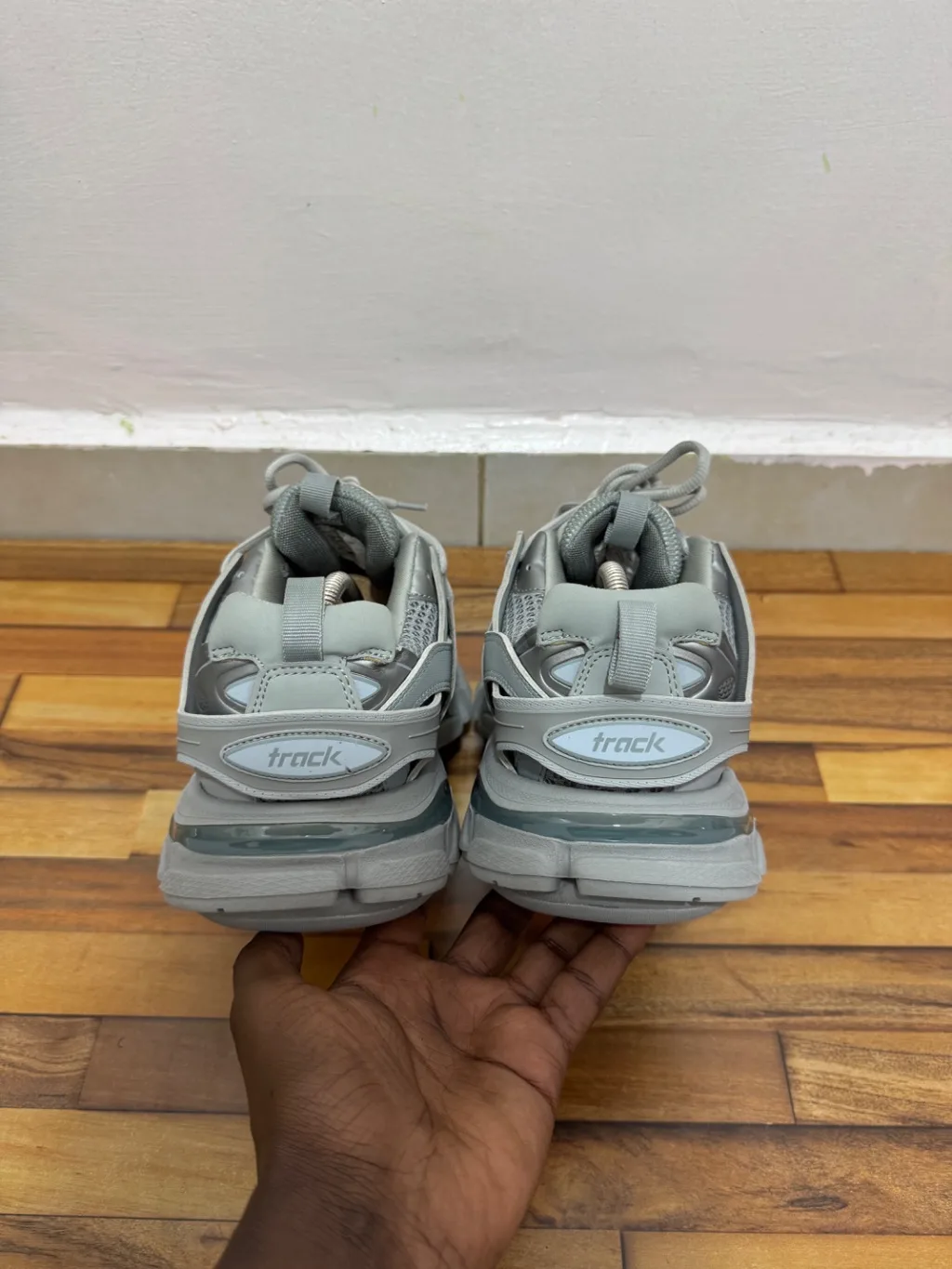 BALENCIAGA TRACK 🩶