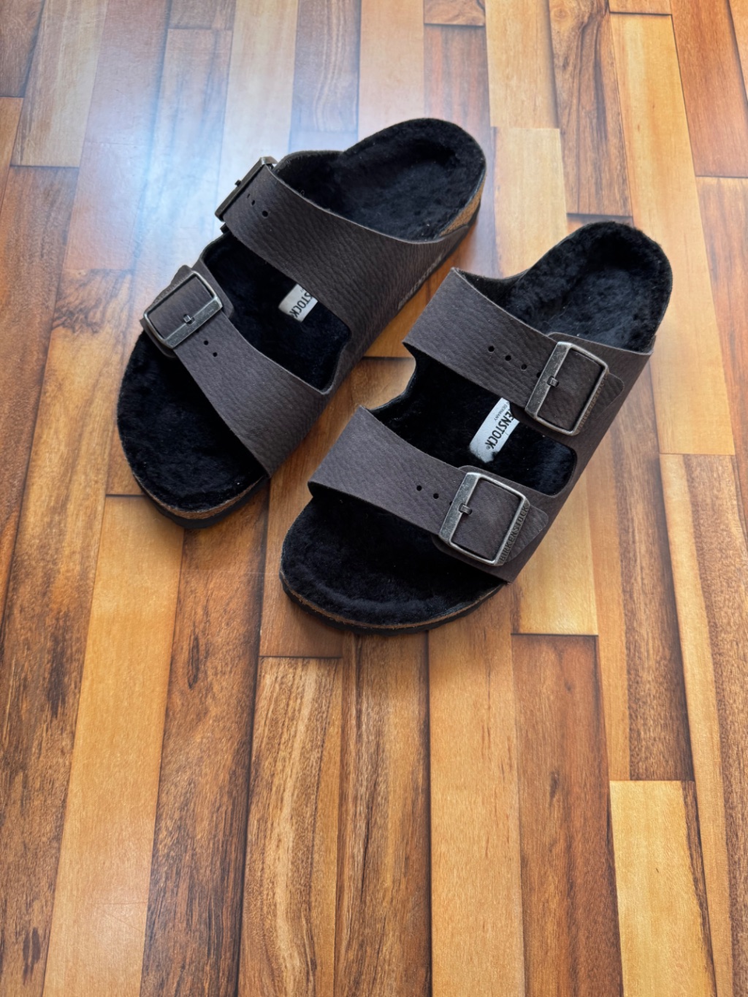 BIRKENSTOCK SANDALS 