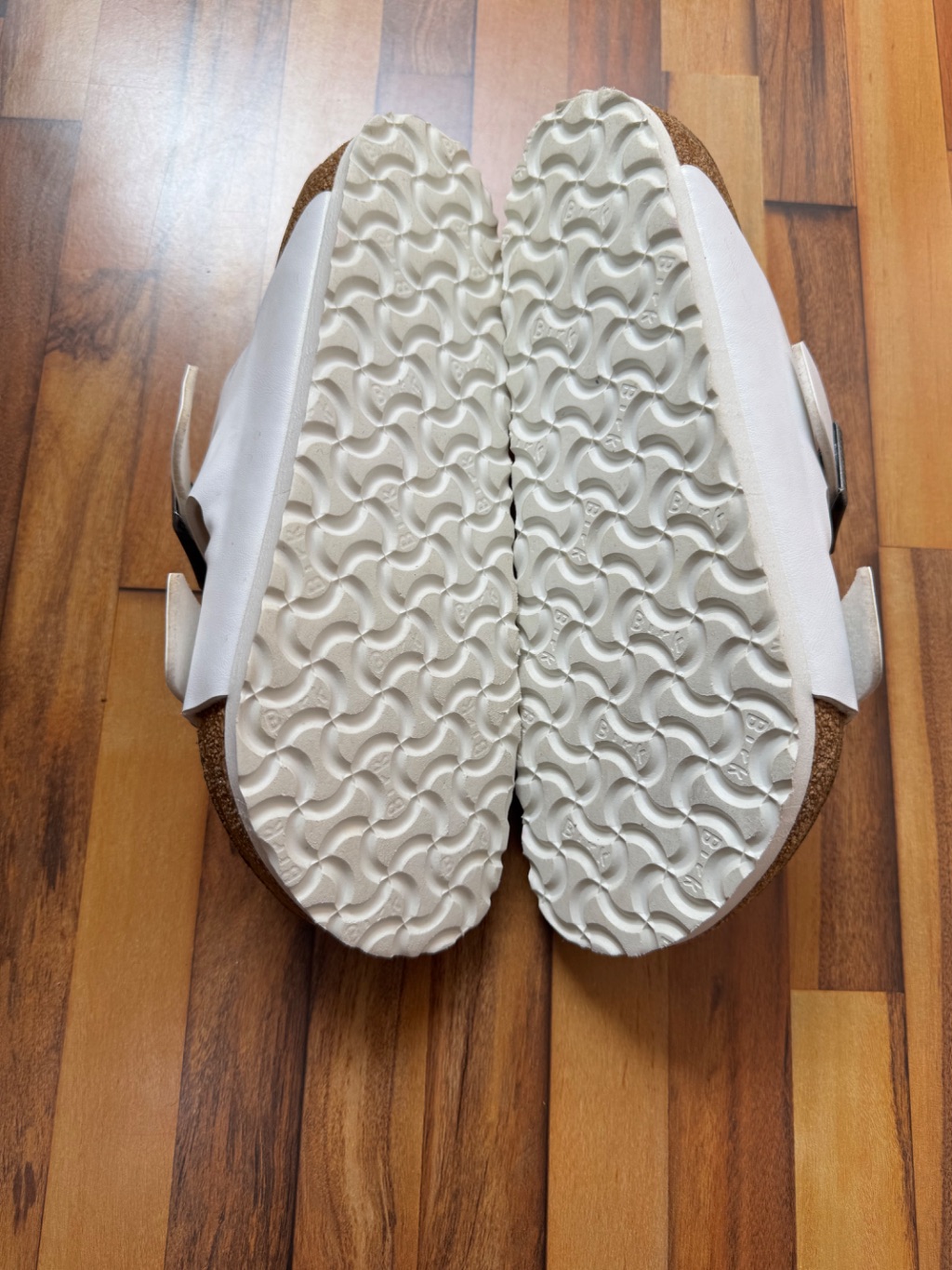 BIRKENSTOCK SANDALS 