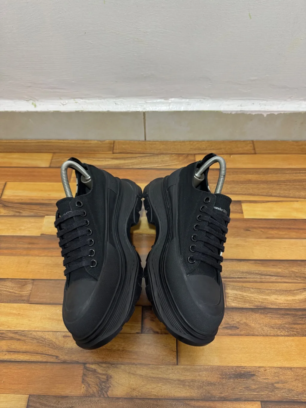 ALEXANDER MCQUEEN 🖤