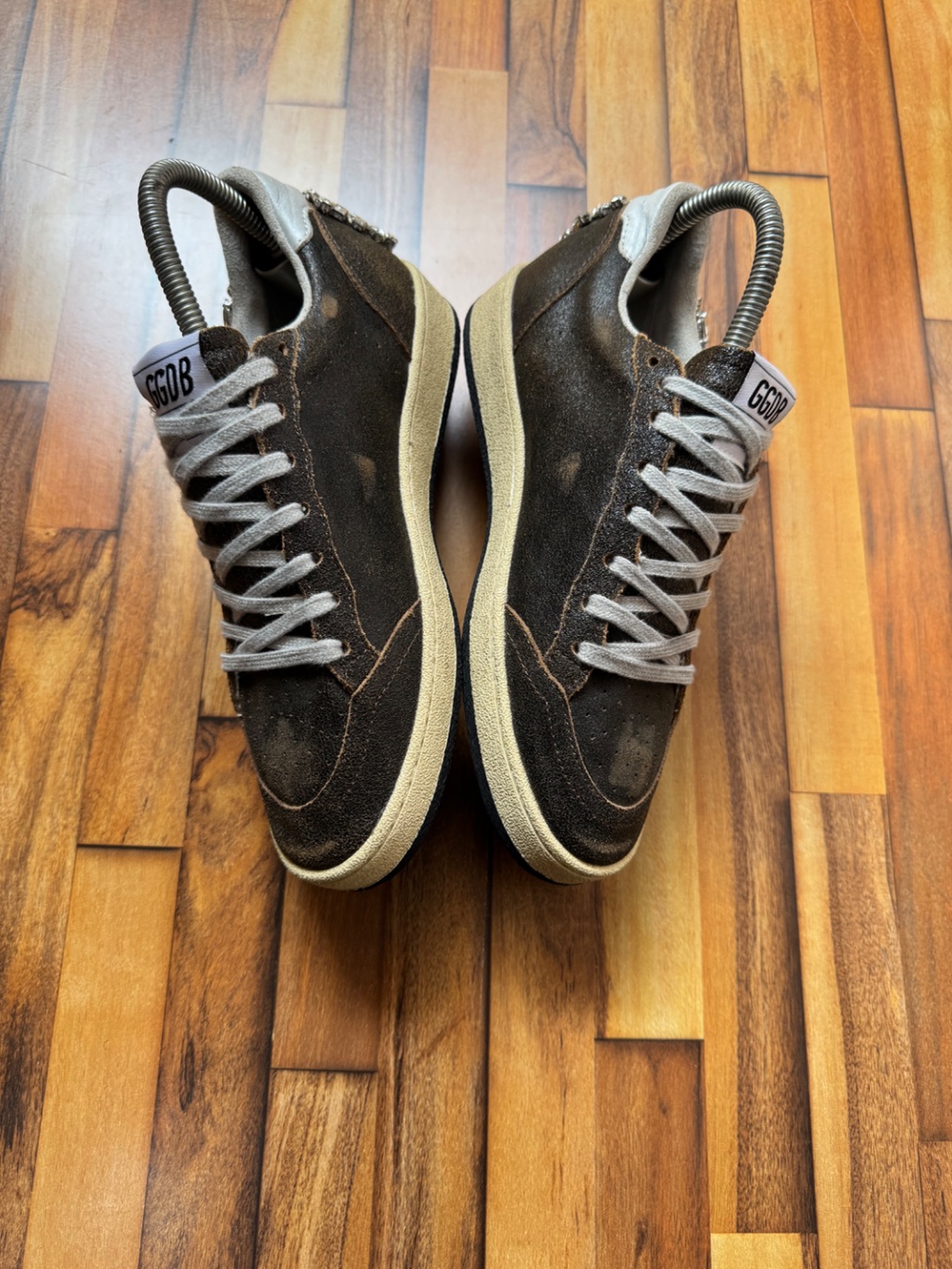 GOLDEN GOOSE