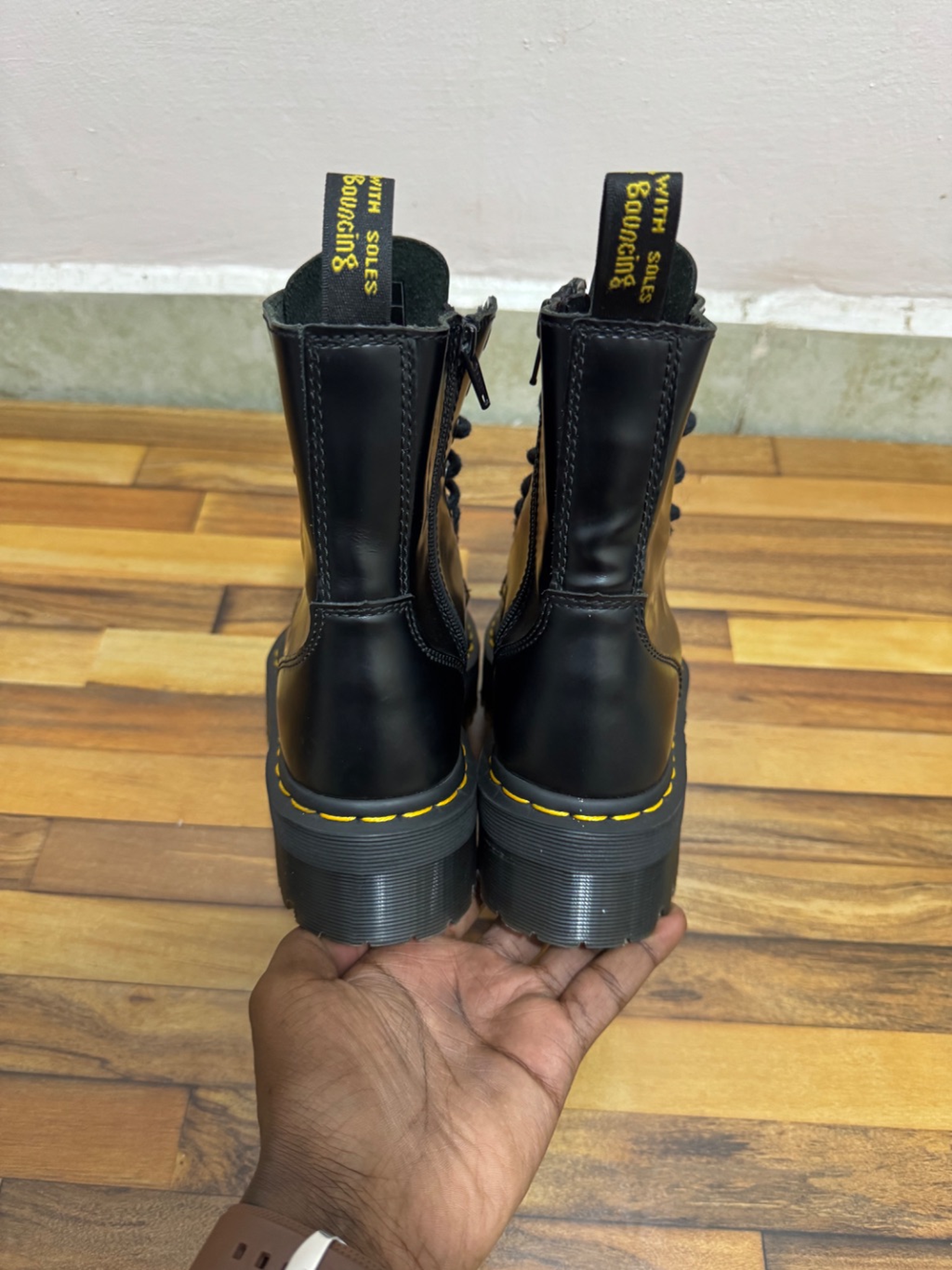 DR MARTENS PLATFORM BOOTS 🖤🔥