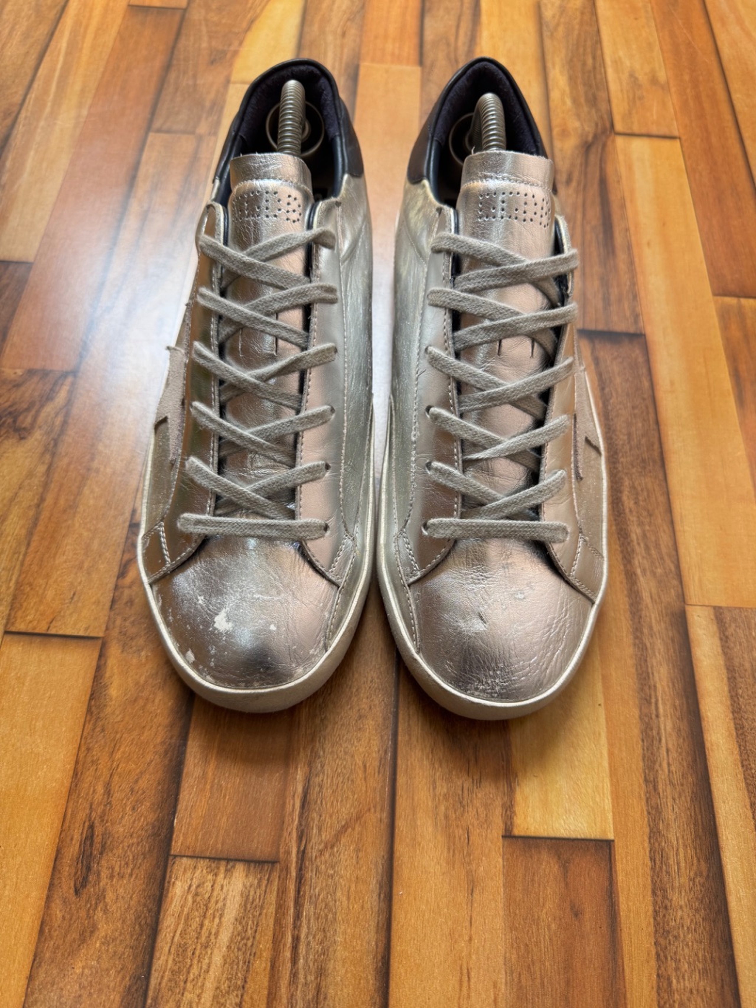 GOLDEN GOOSE SUPERSTAR 