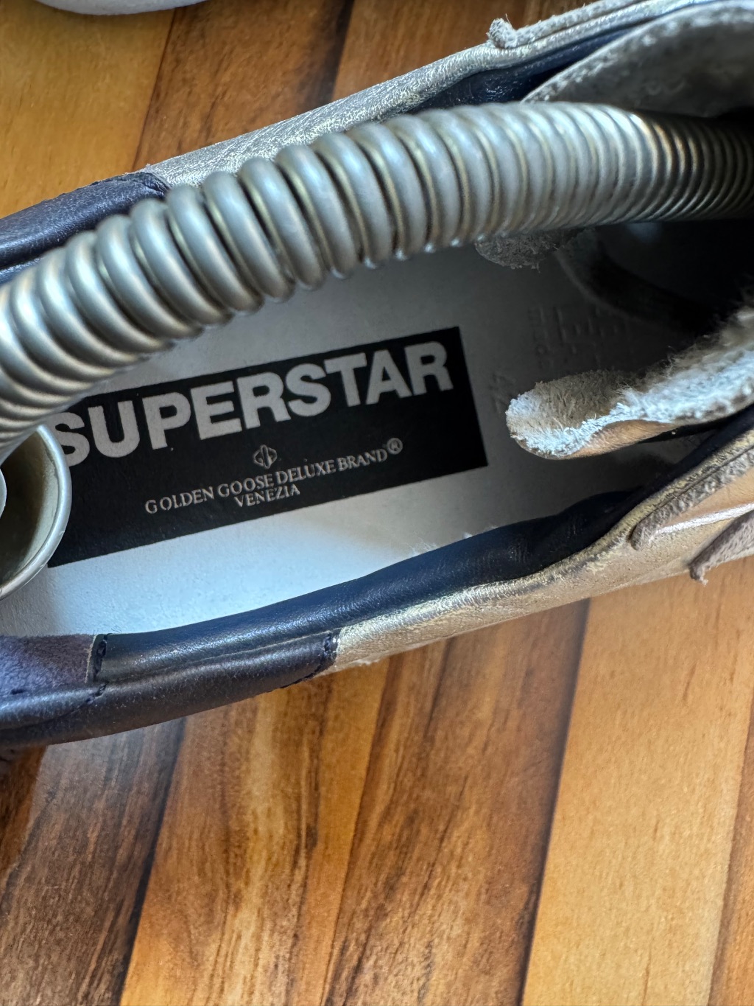 GOLDEN GOOSE SUPERSTAR 
