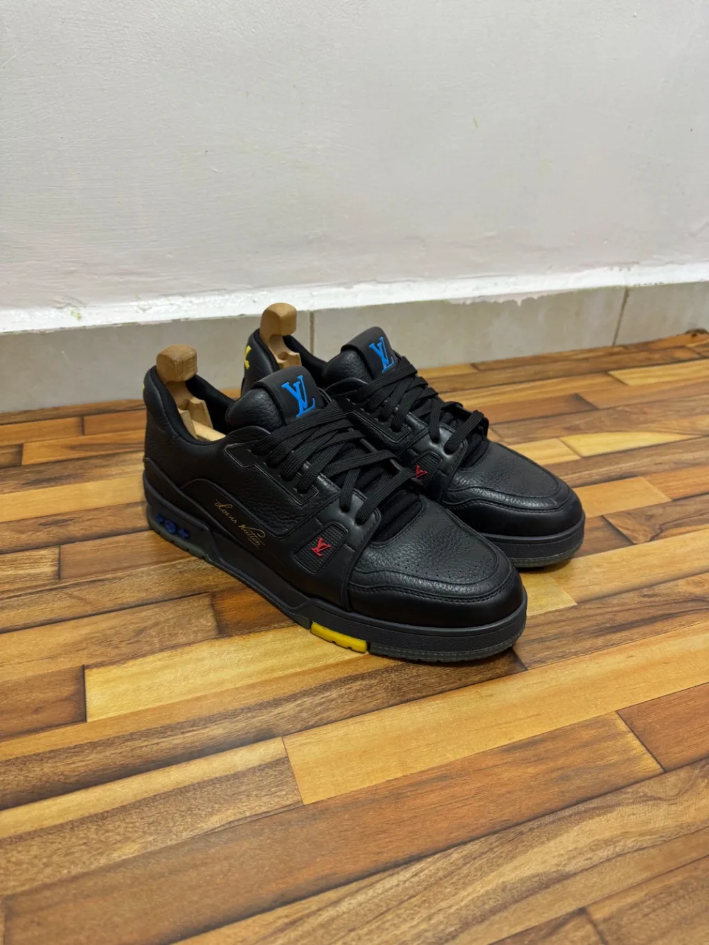 LOUIS VUITTON TRAINERS 🖤