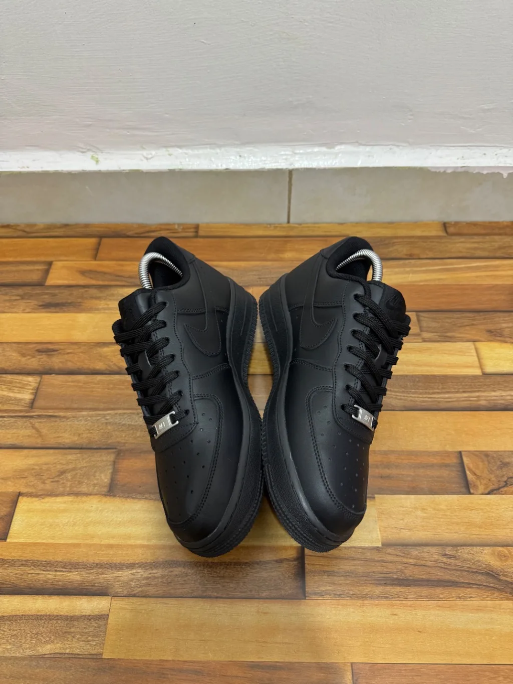 NIKE AIRFORCE 1 🖤