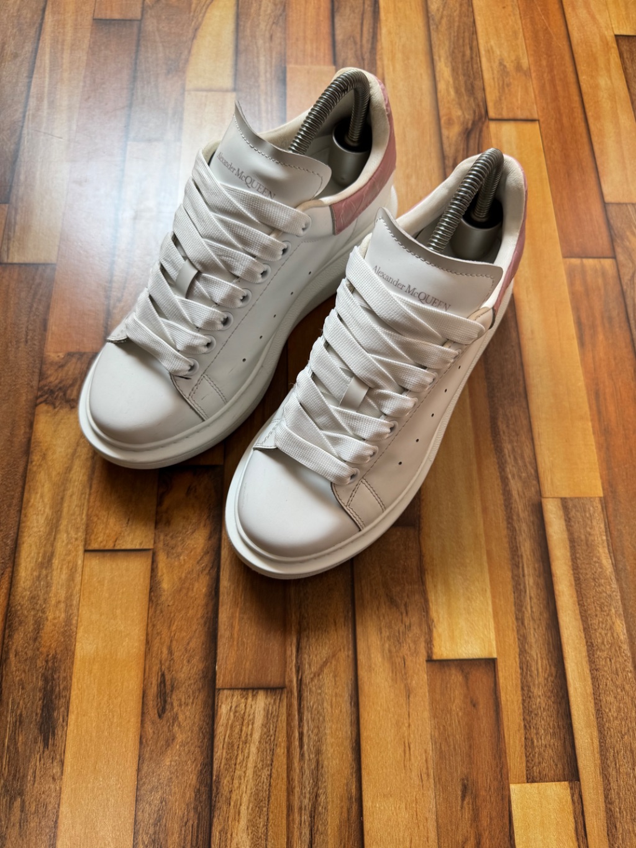 ALEXANDER MCQUEEN 