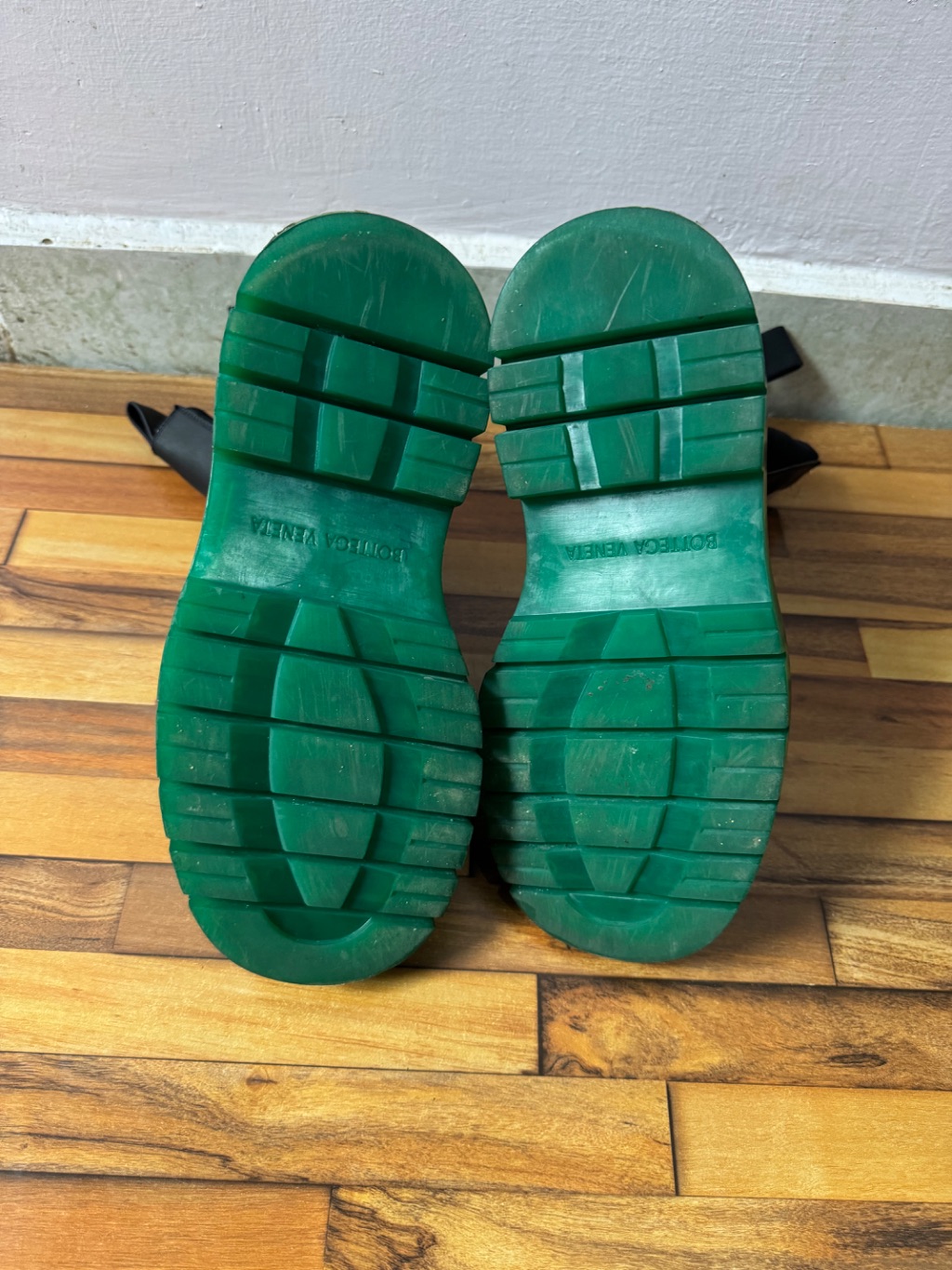 BOTTEGA VENETA 💚