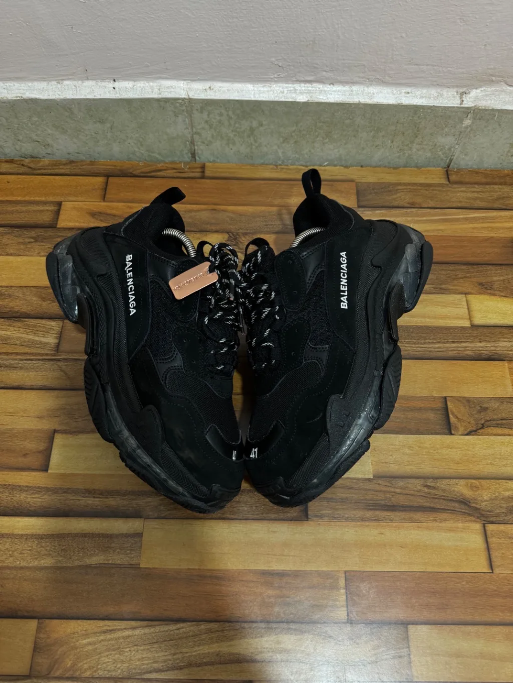 BALENCIAGA TRIPPLE S 🖤