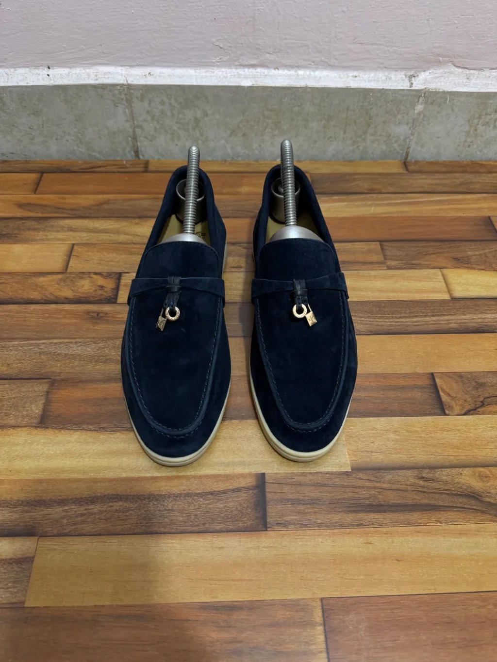 LORO PIANA SUMMER WALK