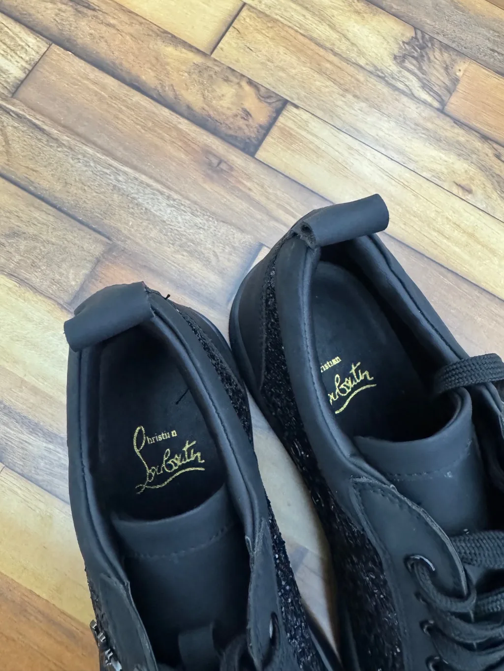 CHRISTIAN LOUBOUTIN 🖤
