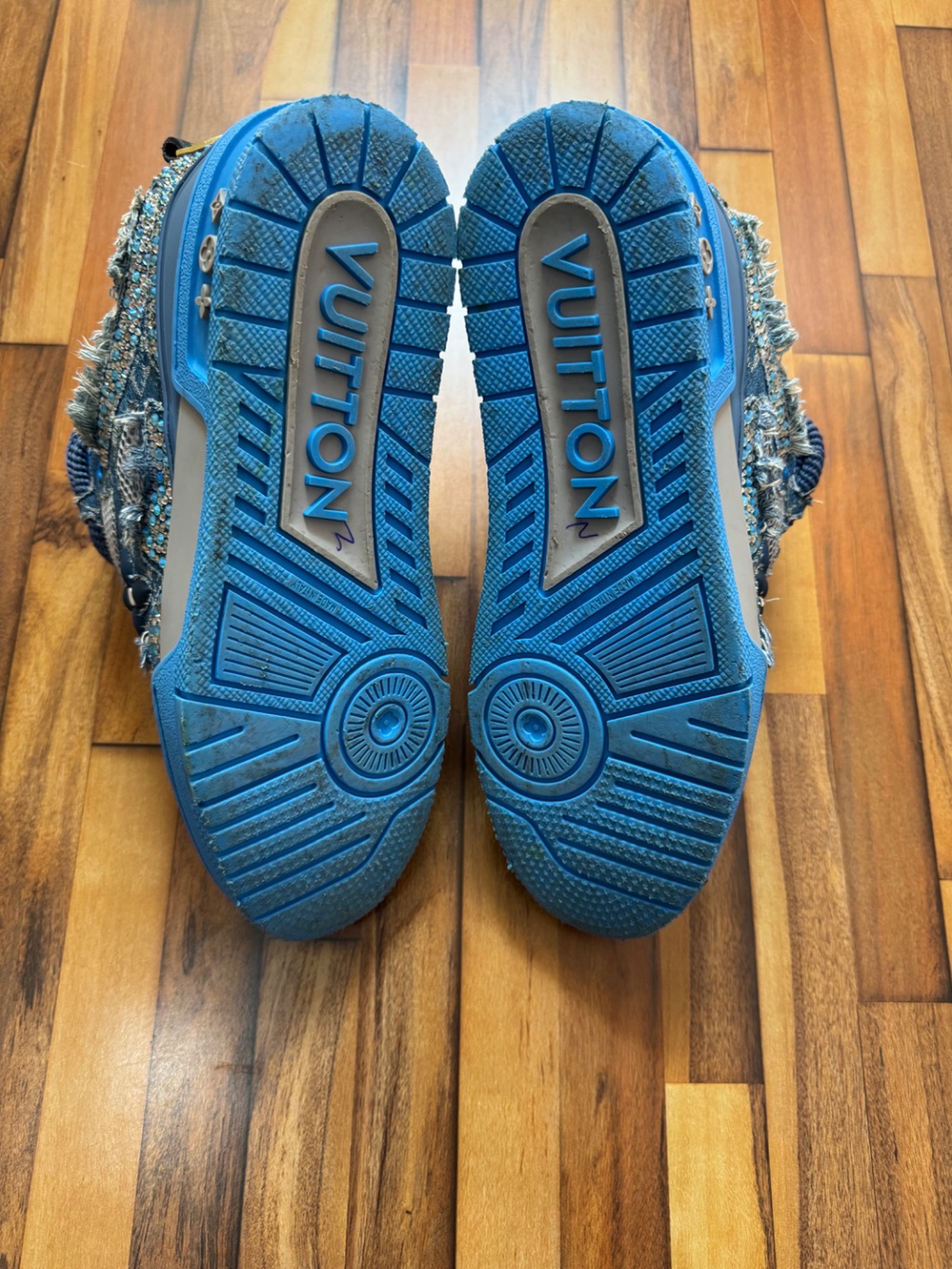 LOUIS VUITTON SKATE TRAINER SNEAKERS IN BLUE WITH A SWAROVSKI MONOGRAM PATTERN 