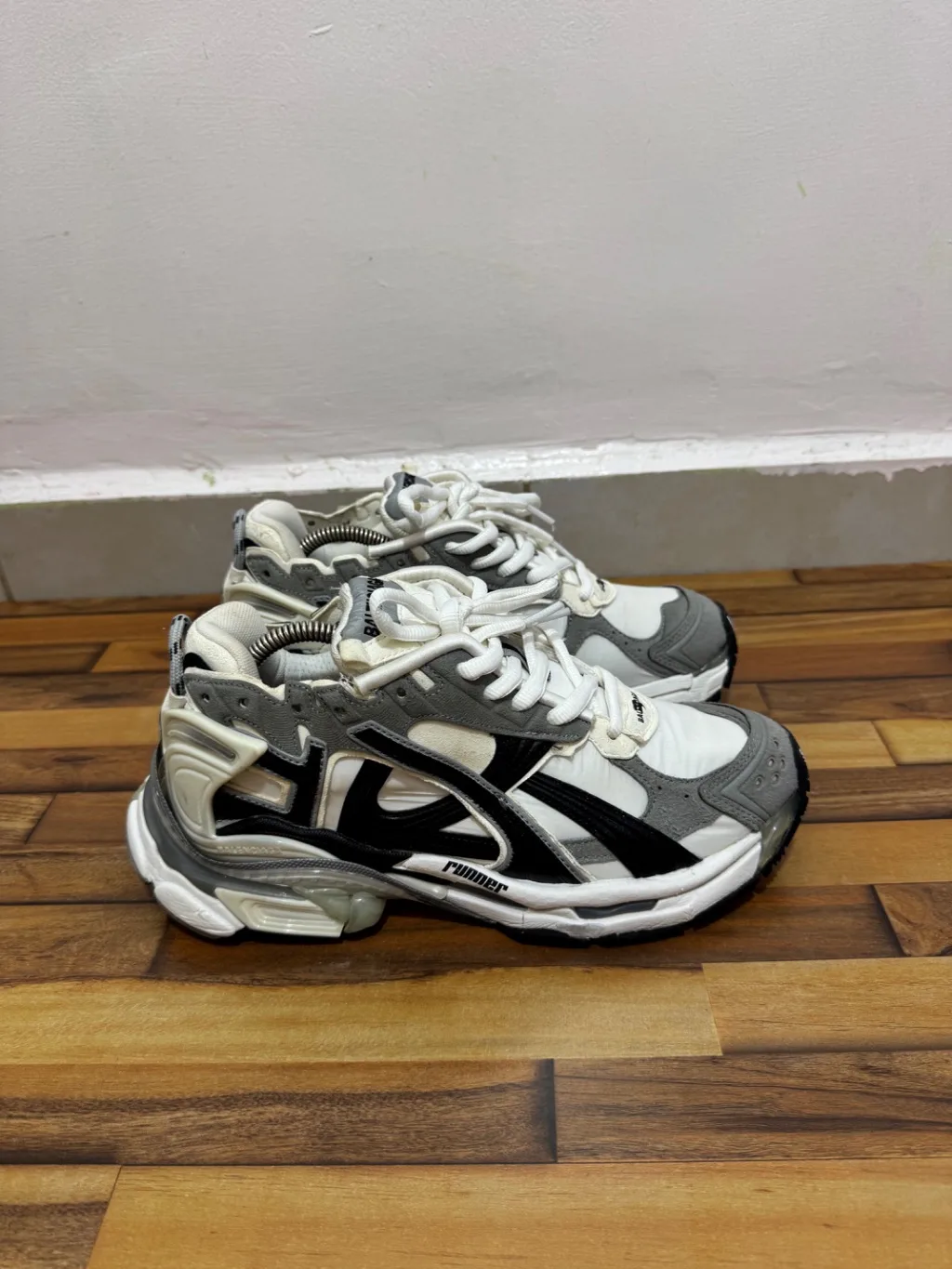 BALENCIAGA RUNNER