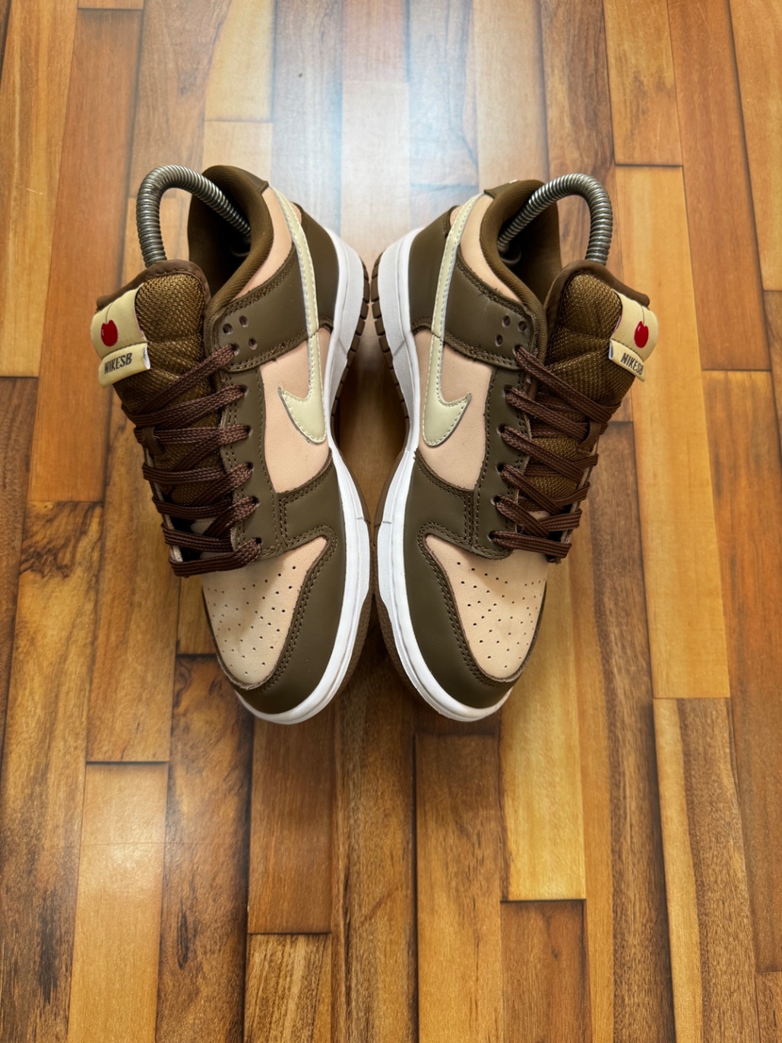 NIKE SB DUNK LOW CHERRY X STUSSY