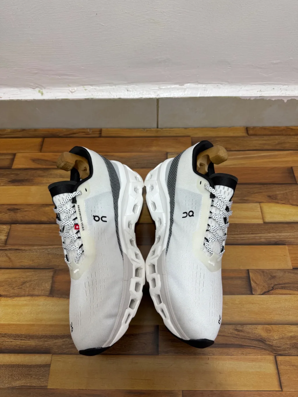 CLOUDMONSTER RUNNING SHOES