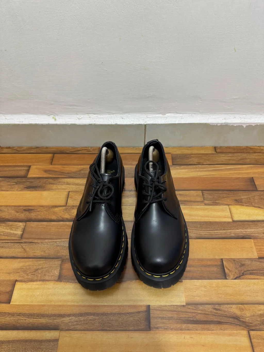 DR MARTENS 🖤