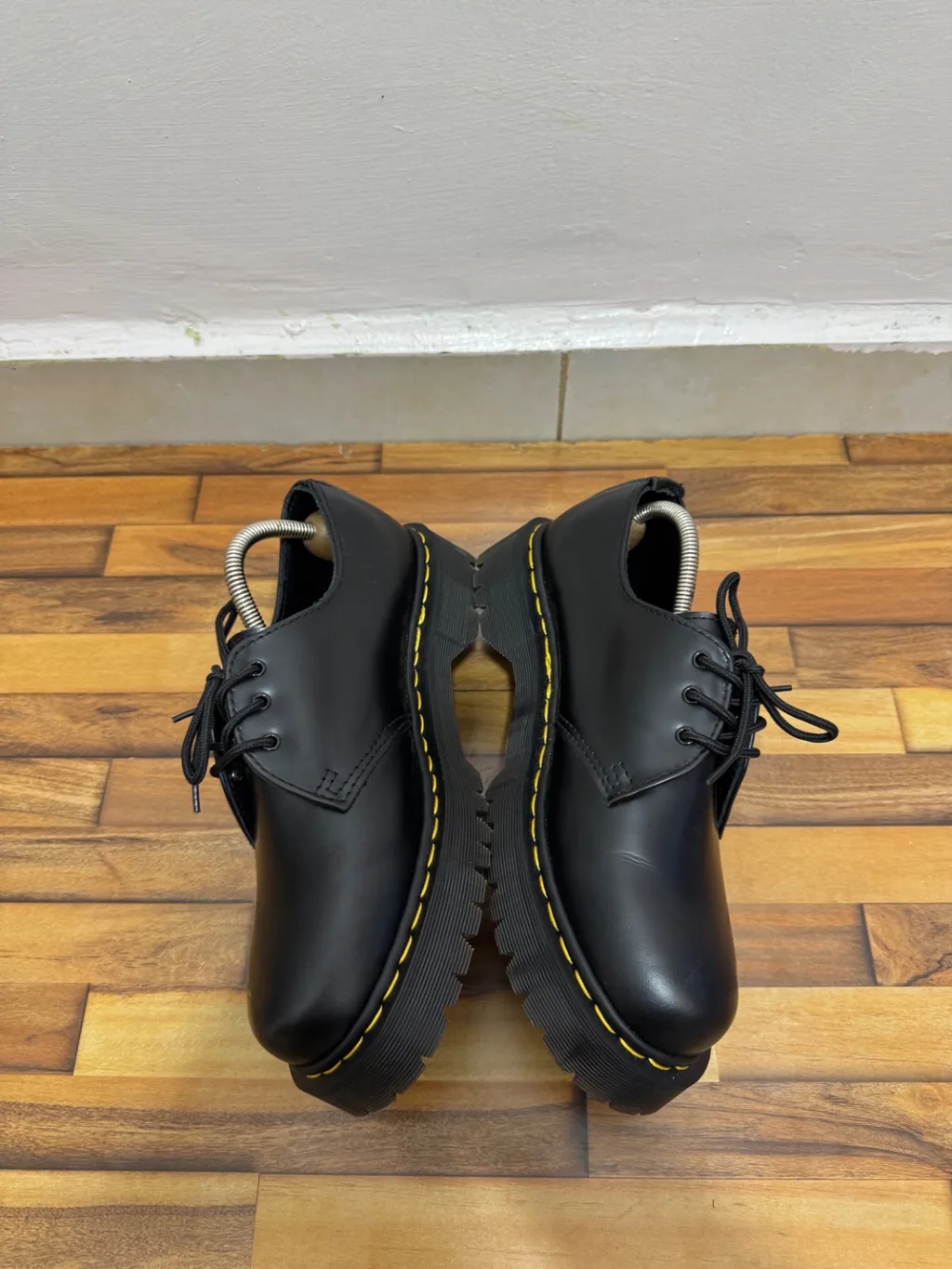 DR MARTENS 🖤