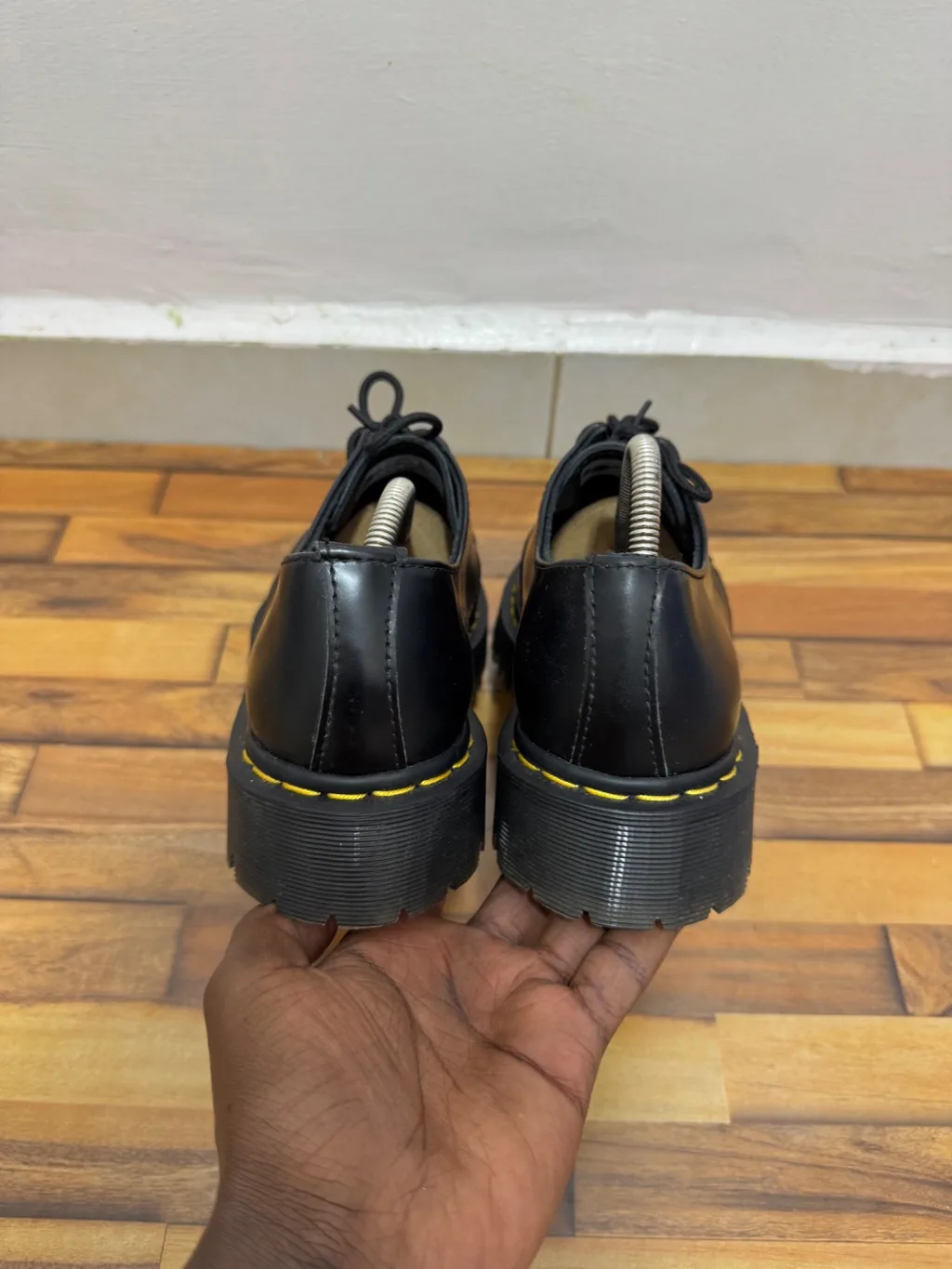 DR MARTENS 🖤