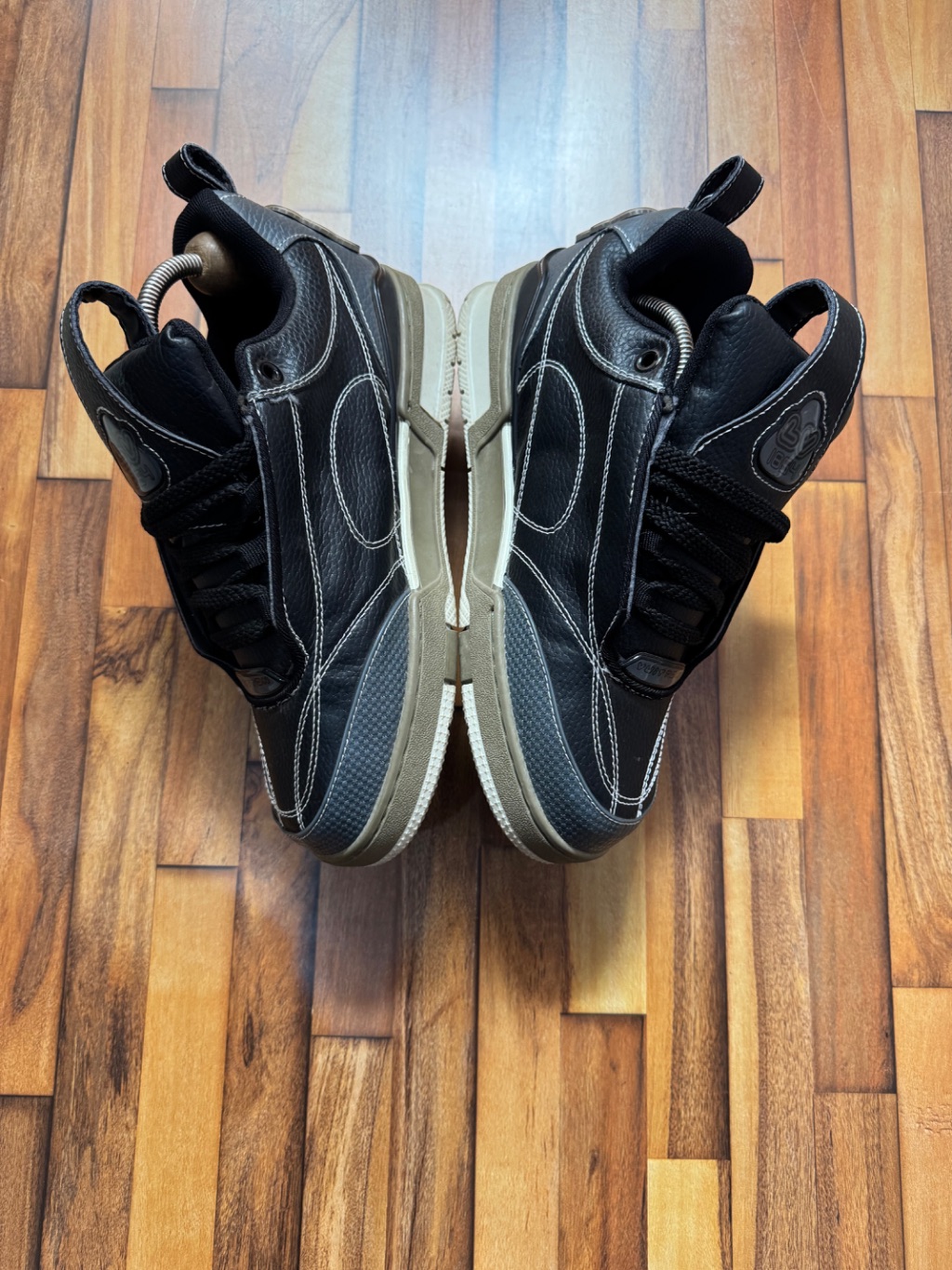 LOUIS VUITTON TRAINERS