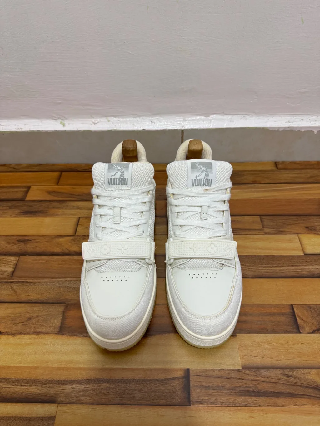 LOUIS VUITTON TRAINERS 🤍